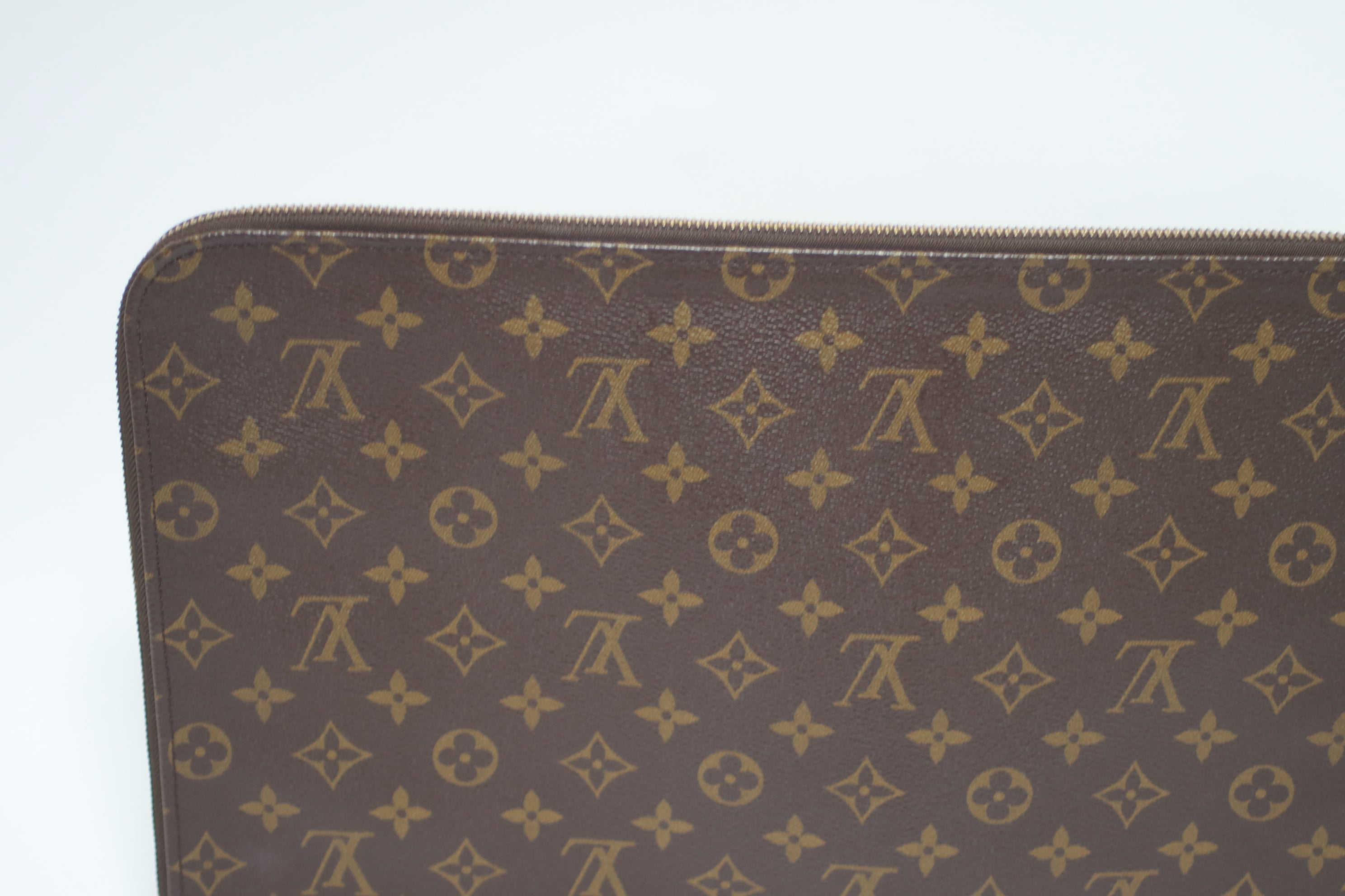 Louis Vuitton Pochette Document Holder Used