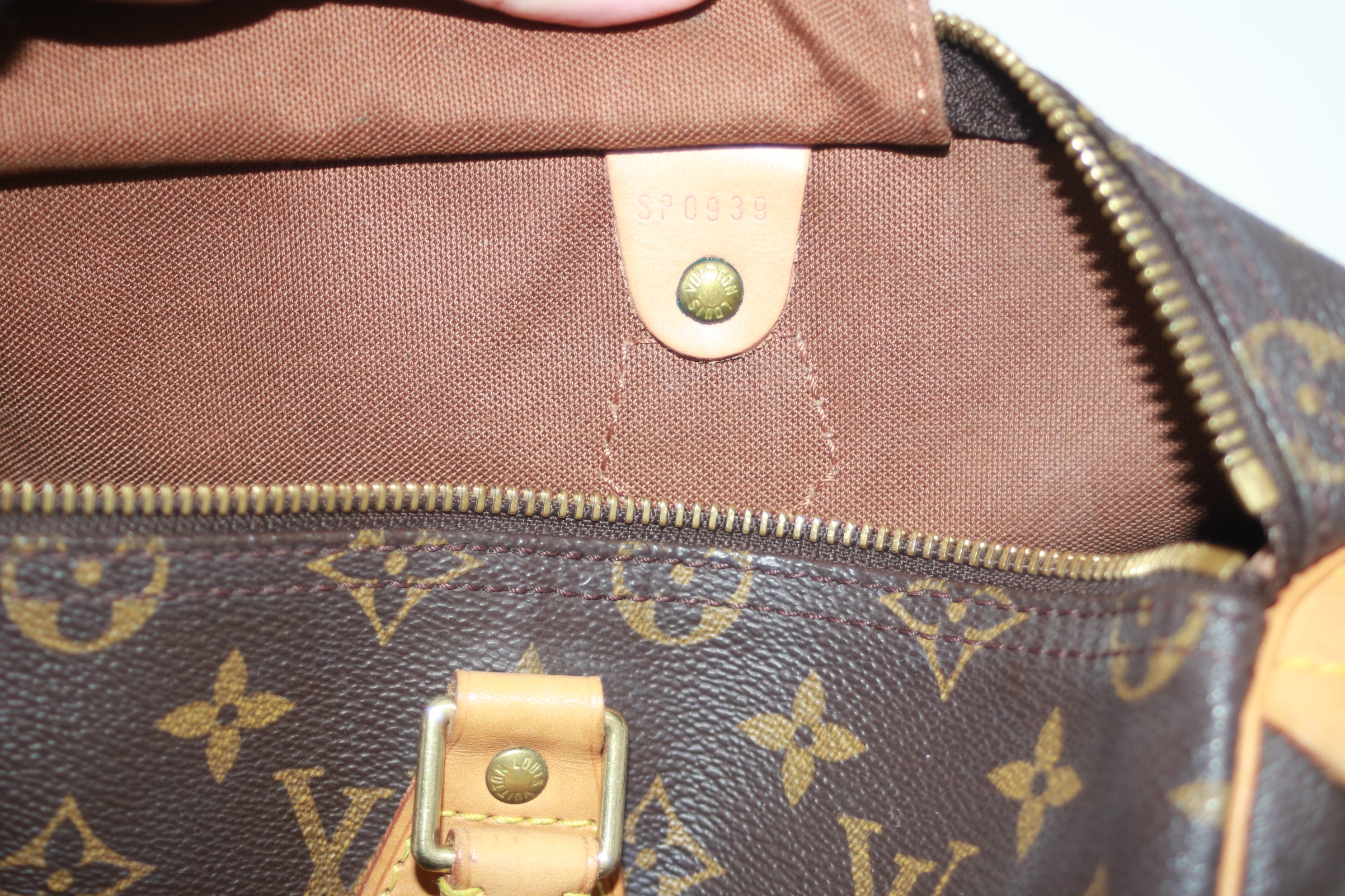 Louis Vuitton Speedy 35 Handbag Used