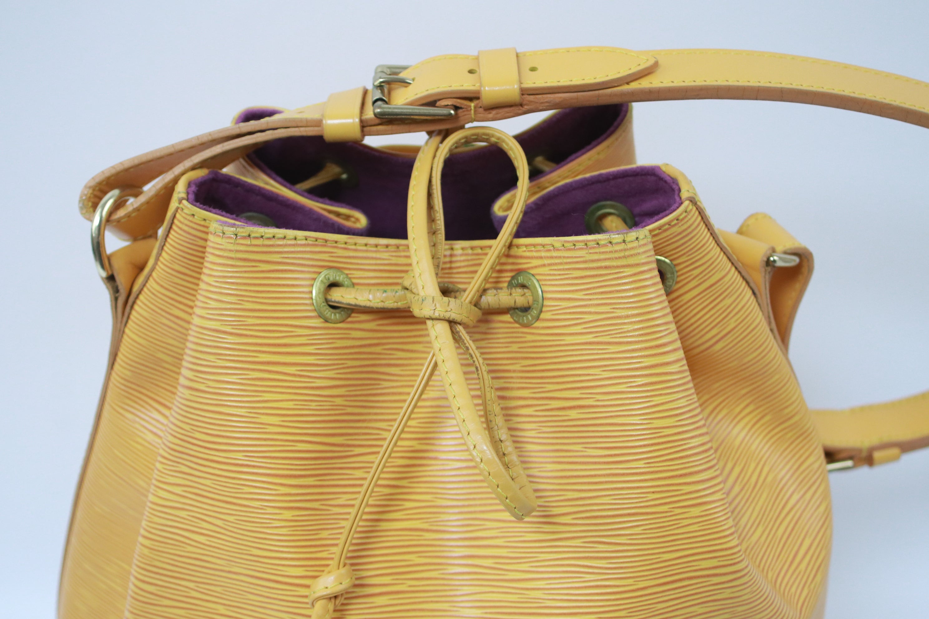 Louis Vuitton Noe GM Epi Yellow Shoulder Bag Used (6961)