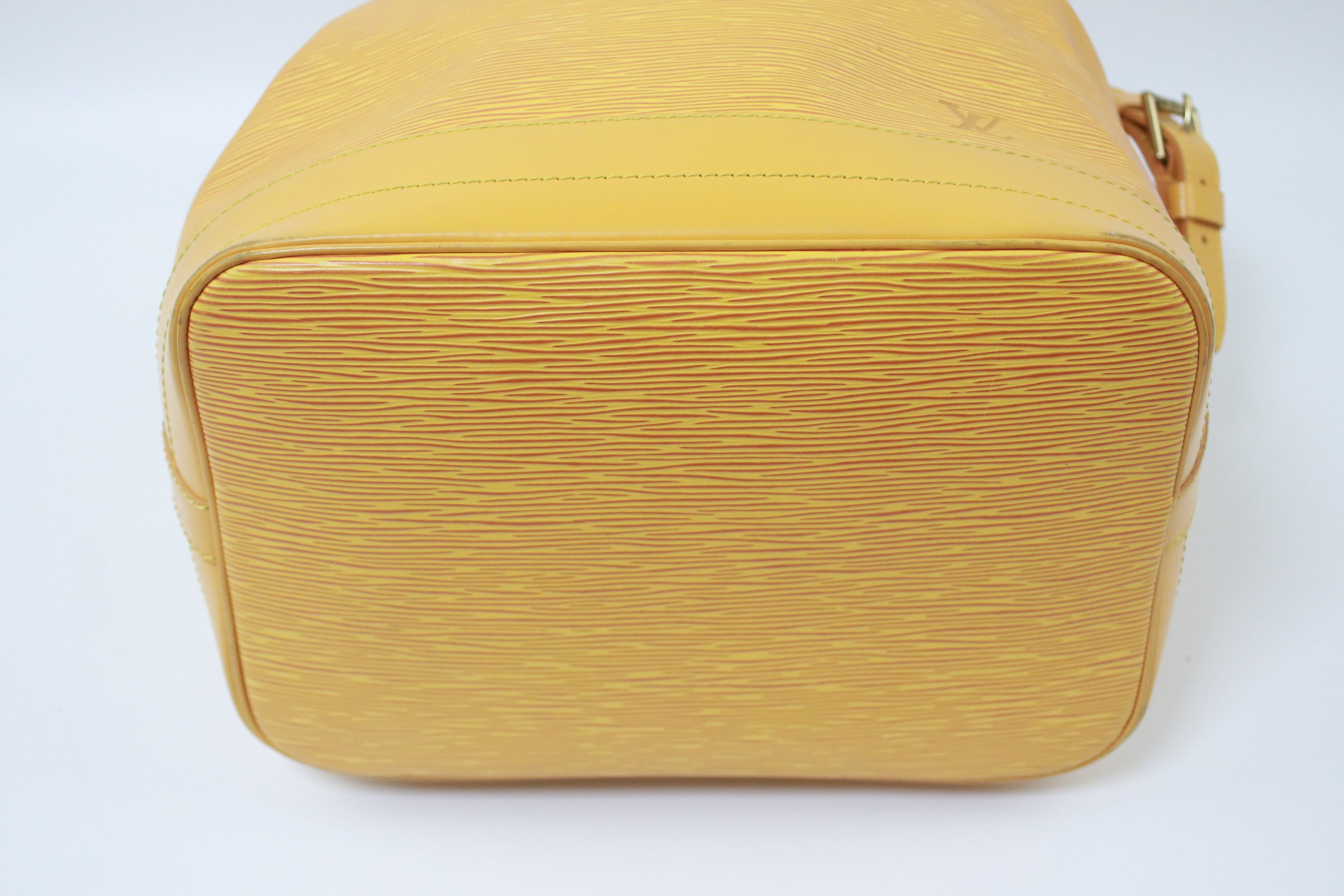 Louis Vuitton Noe GM Epi Yellow Shoulder Bag Used (6961)