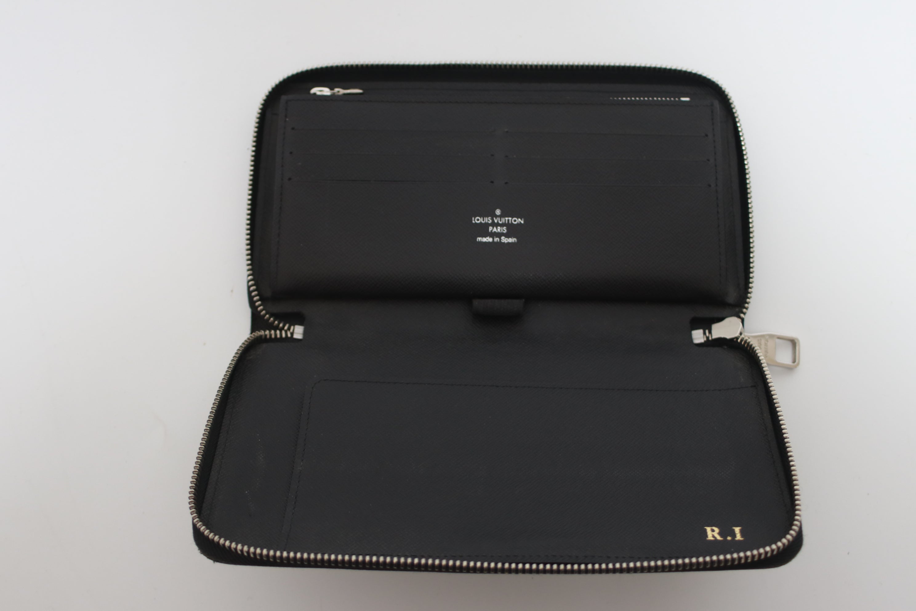 Louis Vuitton Zippy Organizer Epi Black Used