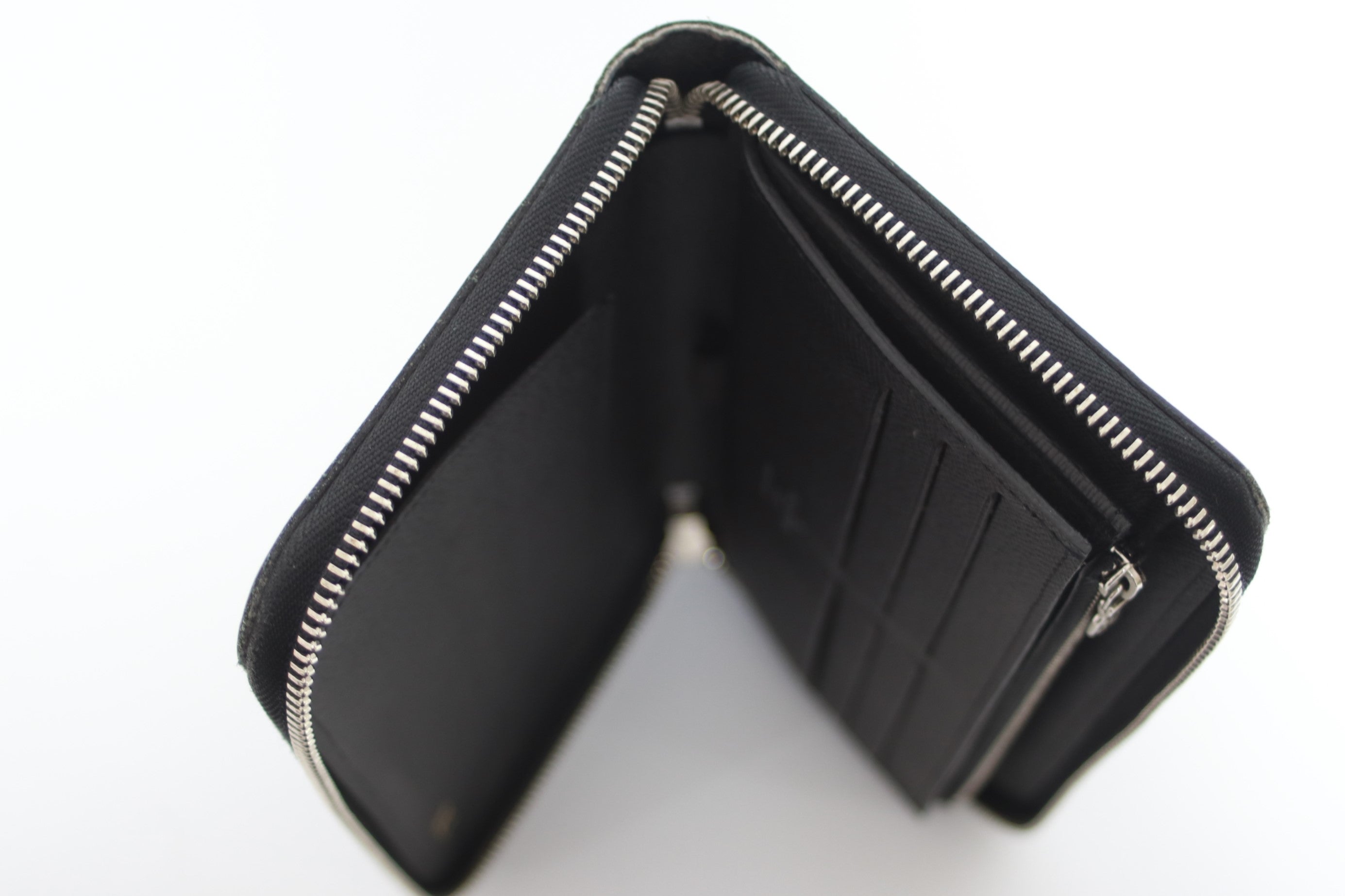 Louis Vuitton Zippy Organizer Epi Black Used