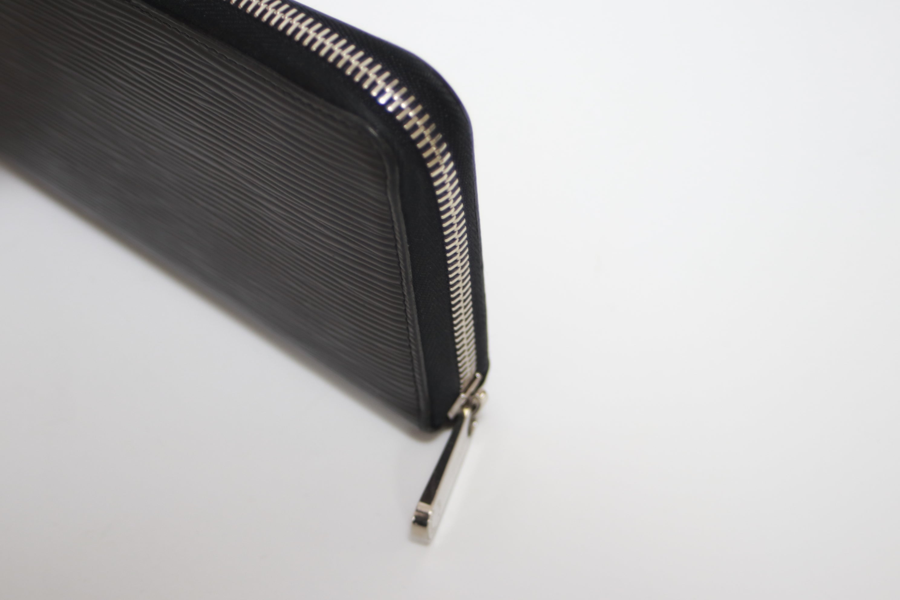 Louis Vuitton Epi Zippy Long Wallet Black Used