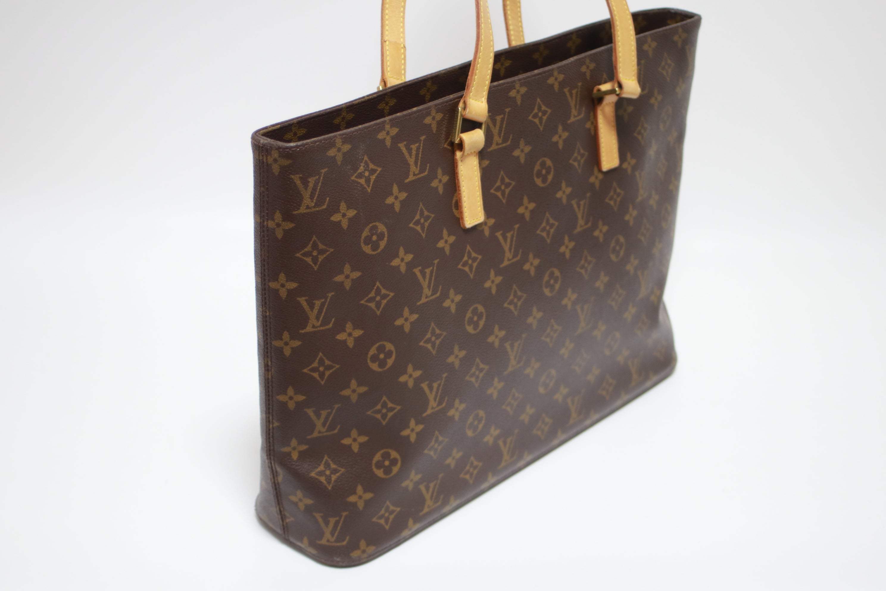 Louis Vuitton Luco Shoulder Tote Bag Used
