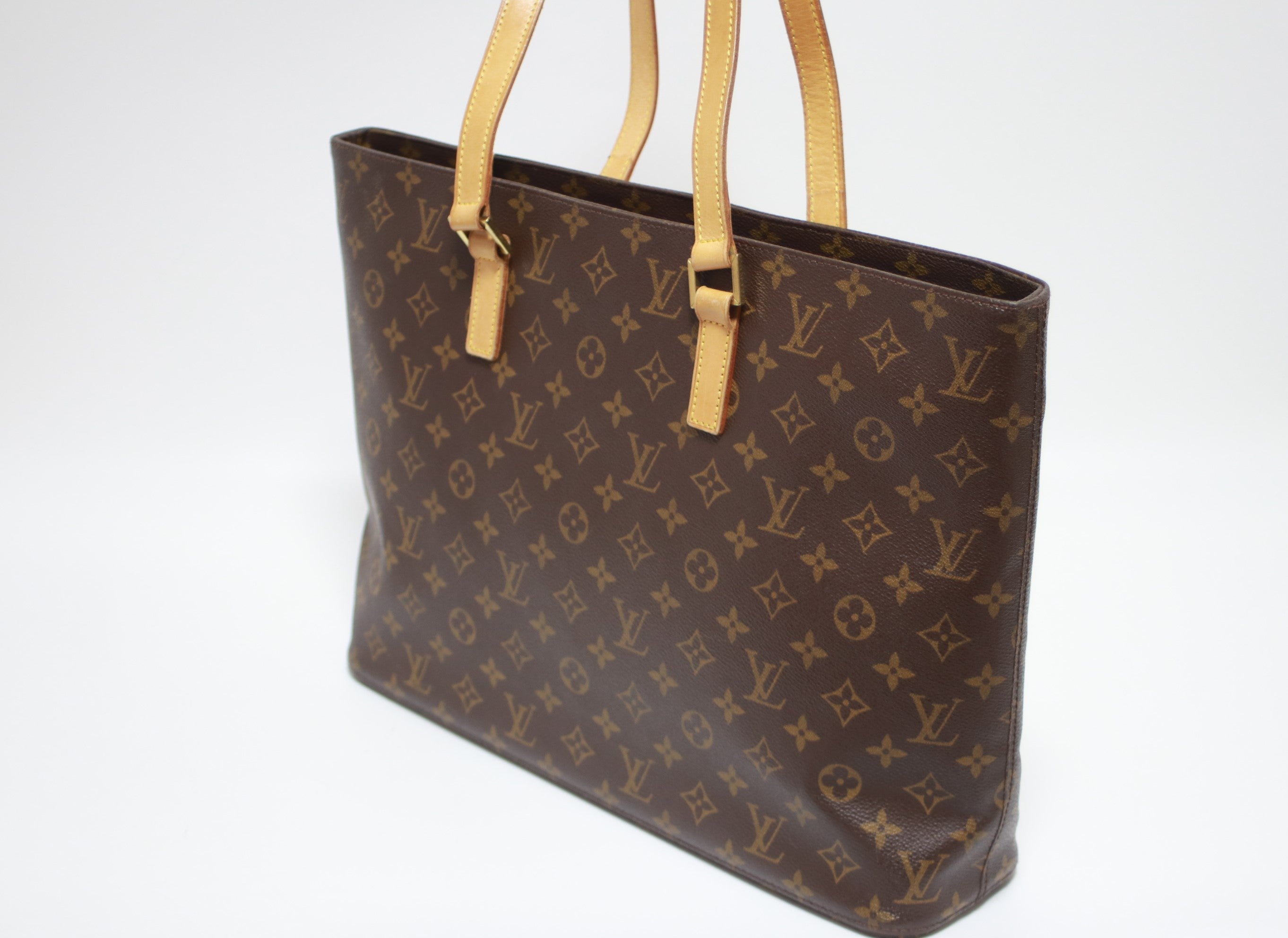 Louis Vuitton Luco Shoulder Tote Bag Used