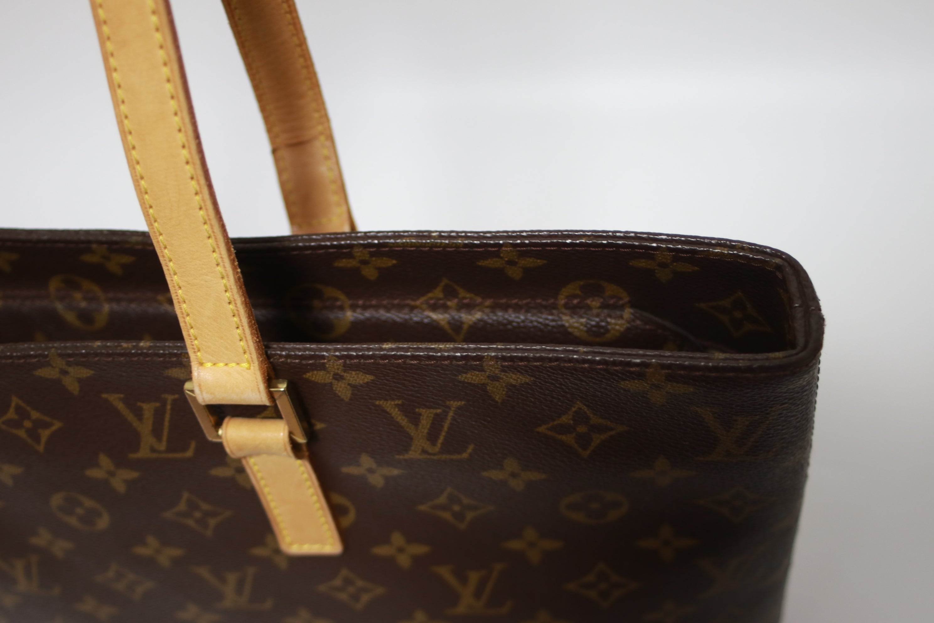 Louis Vuitton Luco Shoulder Tote Bag Used