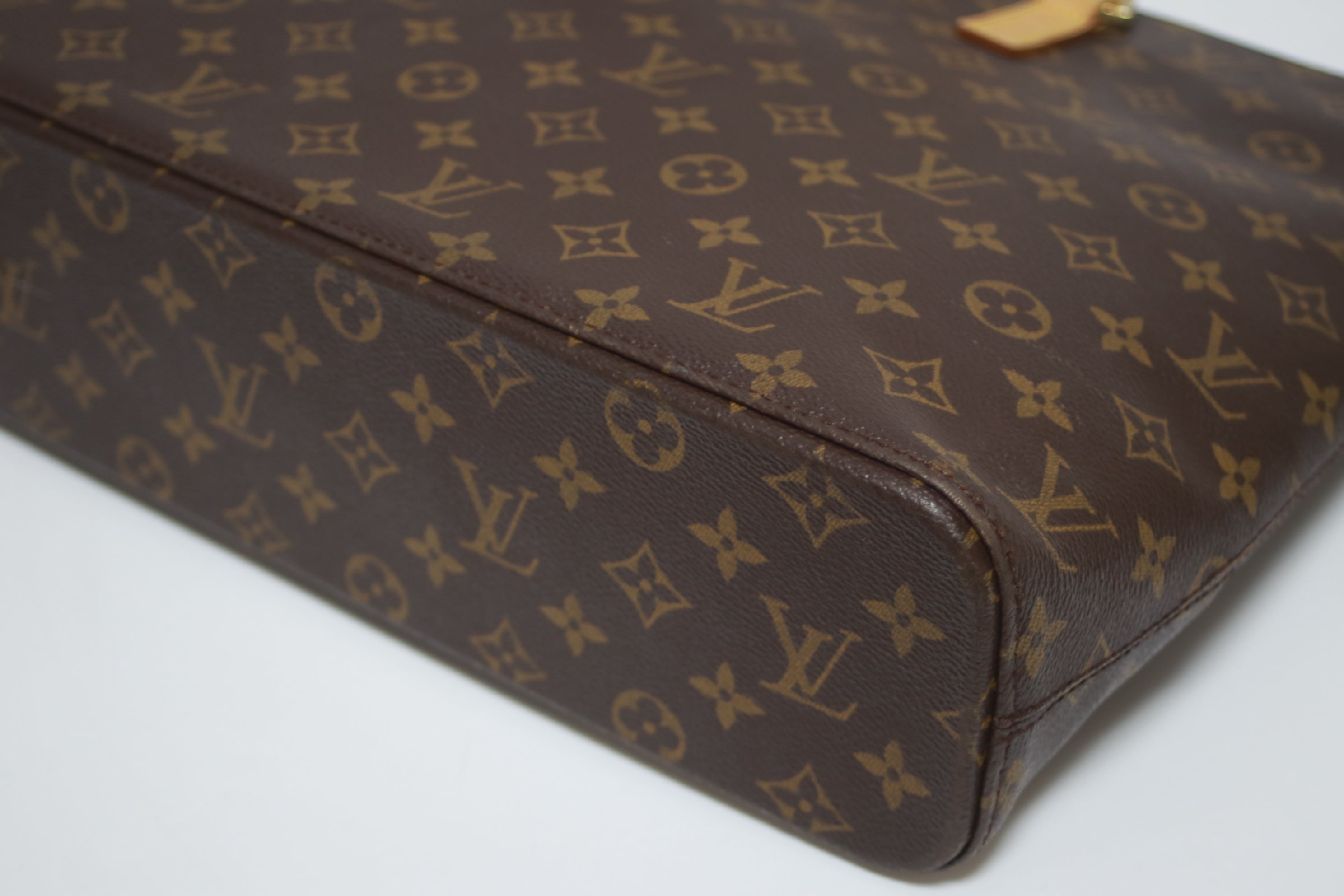 Louis Vuitton Luco Shoulder Tote Bag Used