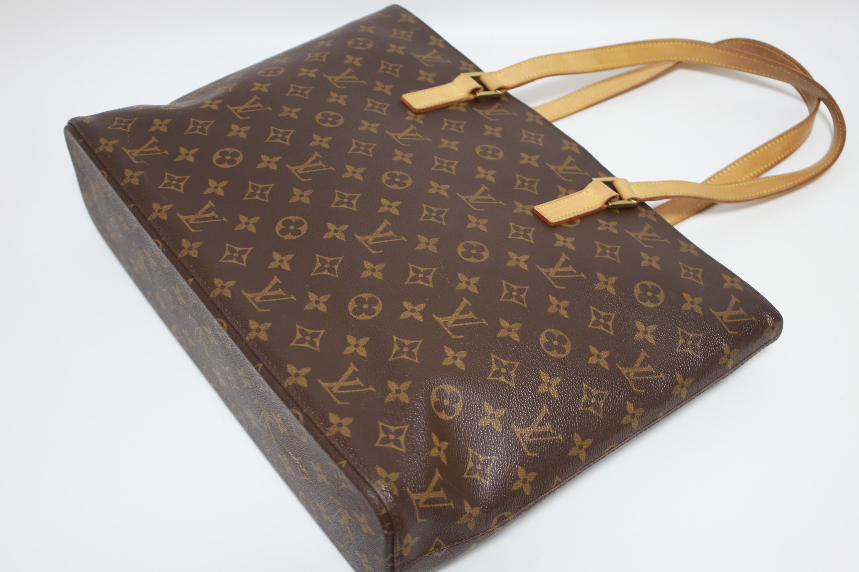 Louis Vuitton Luco Shoulder Tote Bag Used