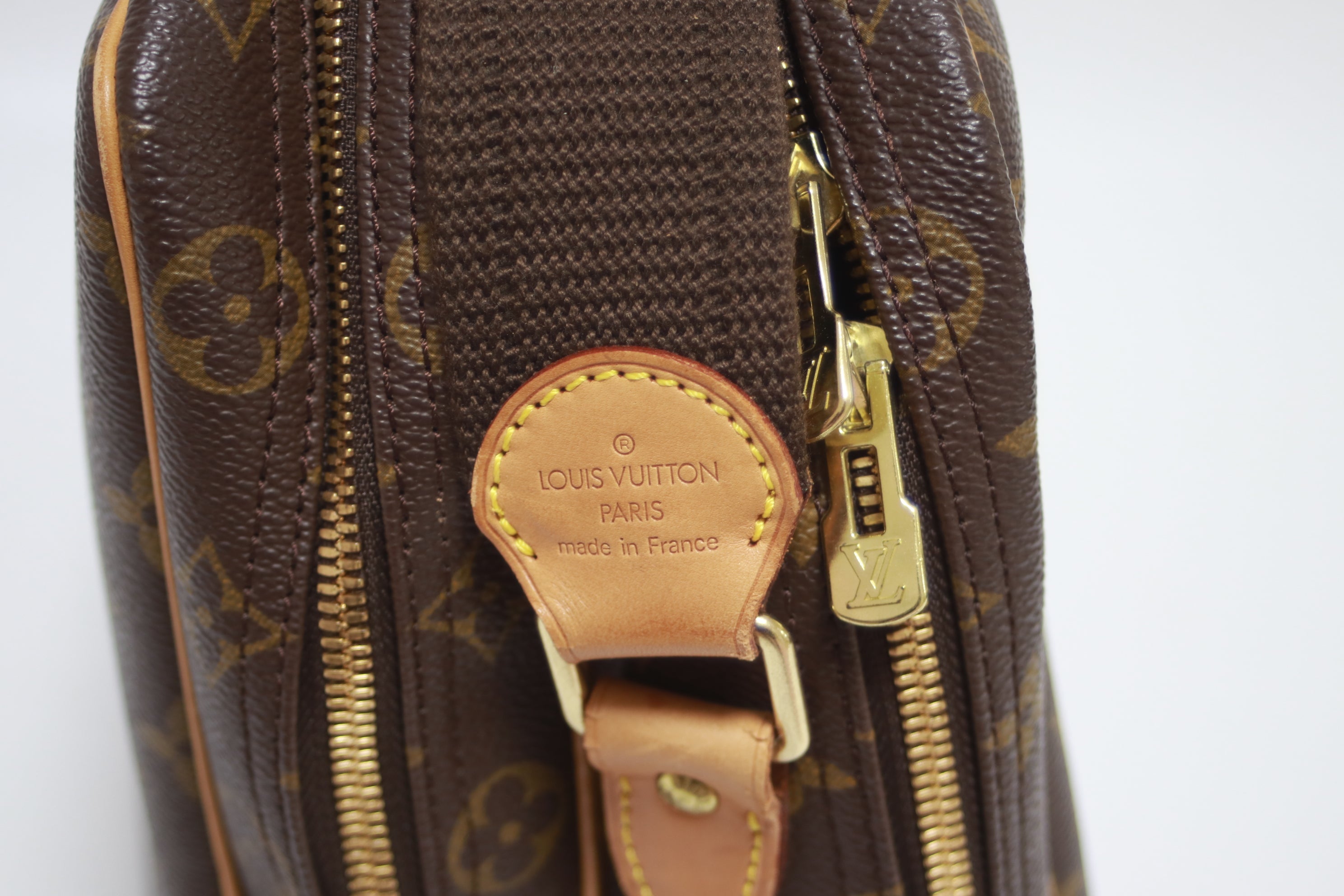 Louis Vuitton Reporter GM Messenger Bag Used