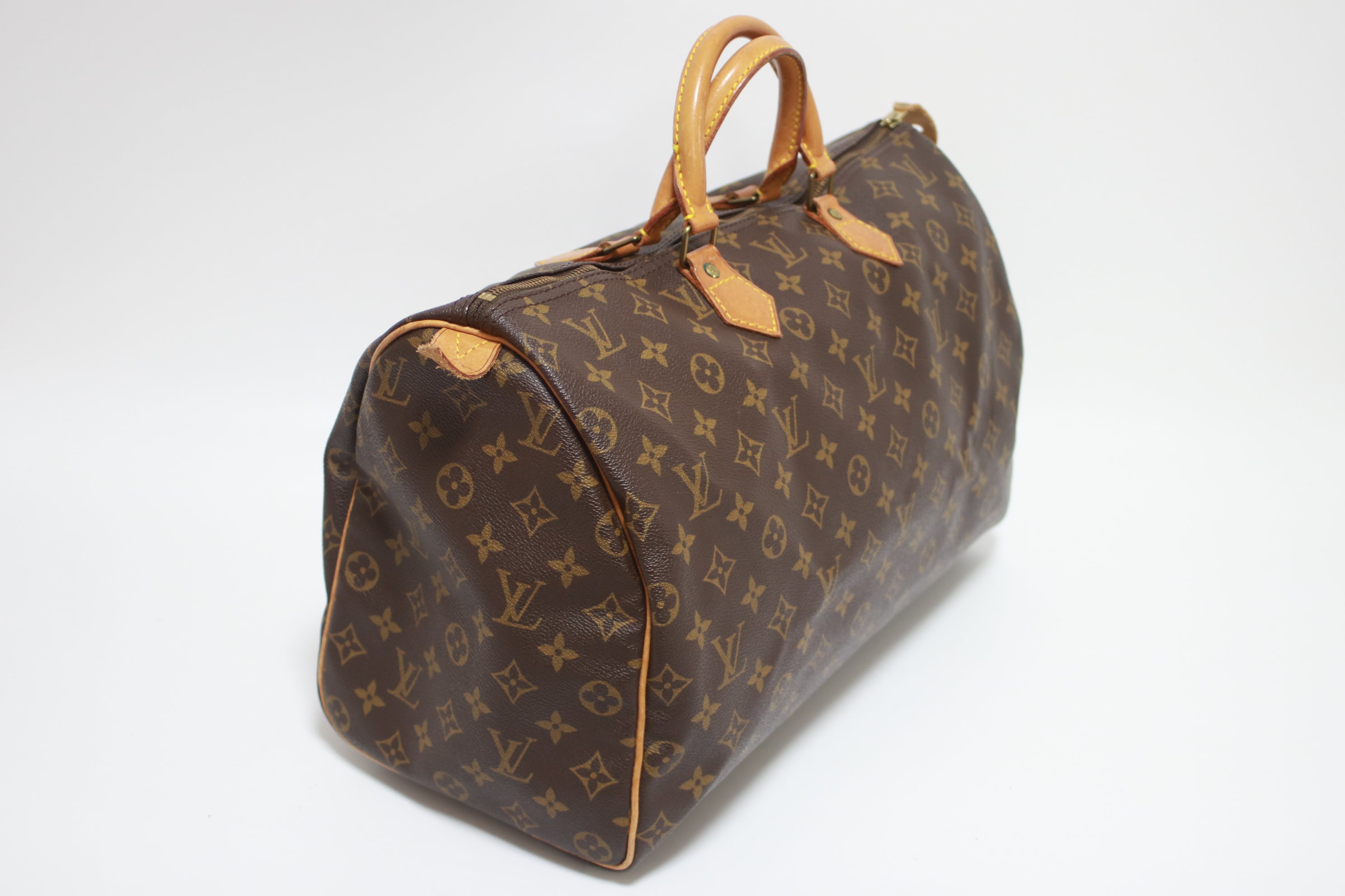 Louis Vuitton Speedy 40 Handbag Used