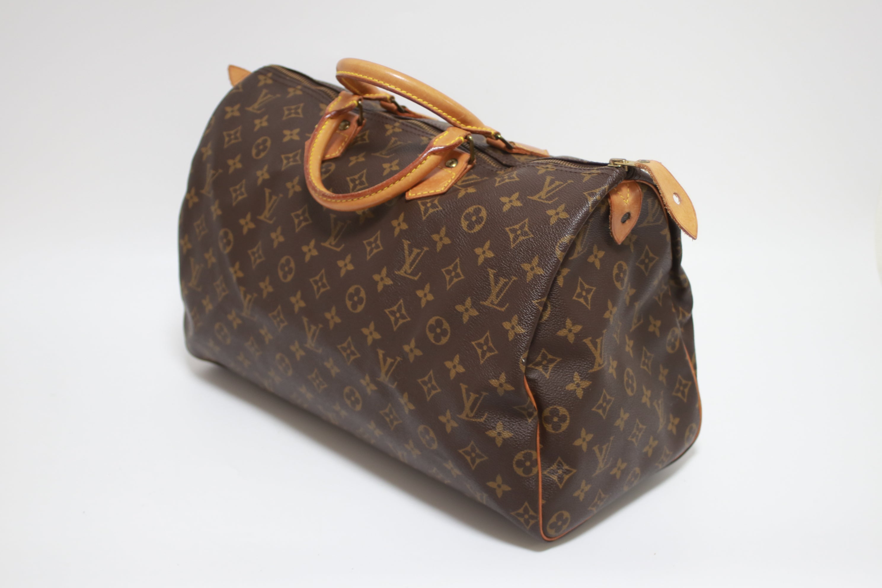 Louis Vuitton Speedy 40 Handbag Used