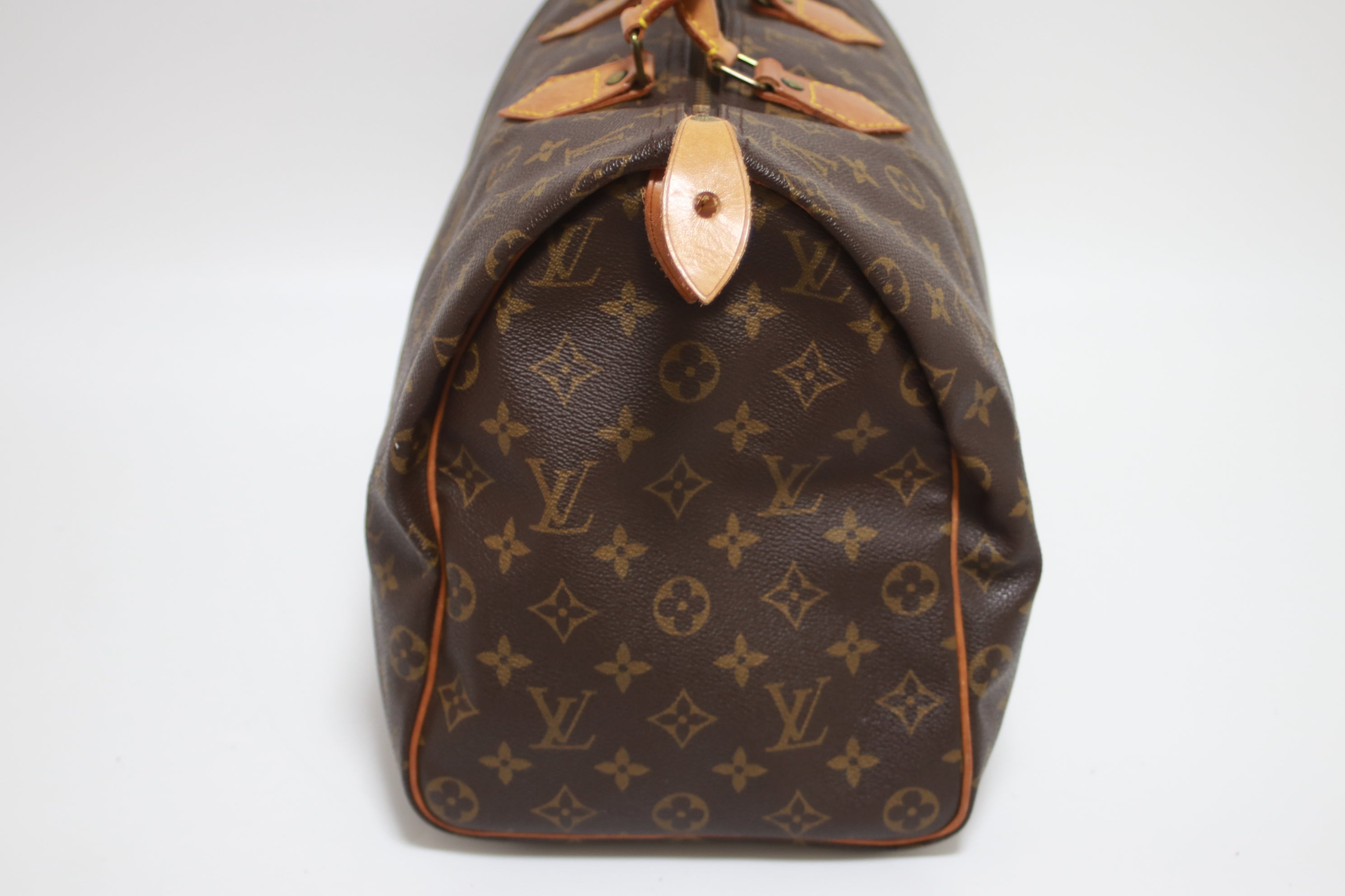 Louis Vuitton Speedy 40 Handbag Used