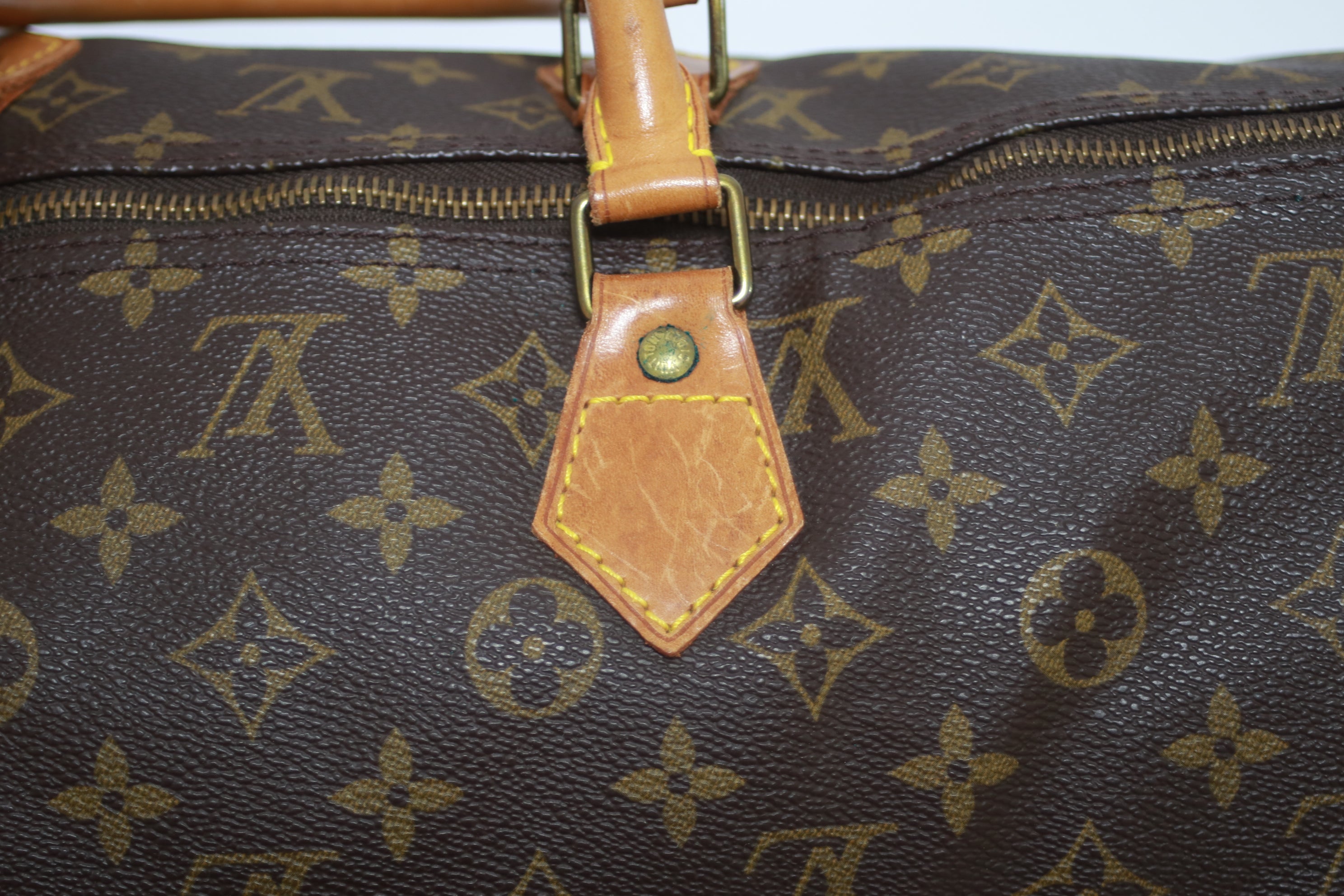 Louis Vuitton Speedy 40 Handbag Used