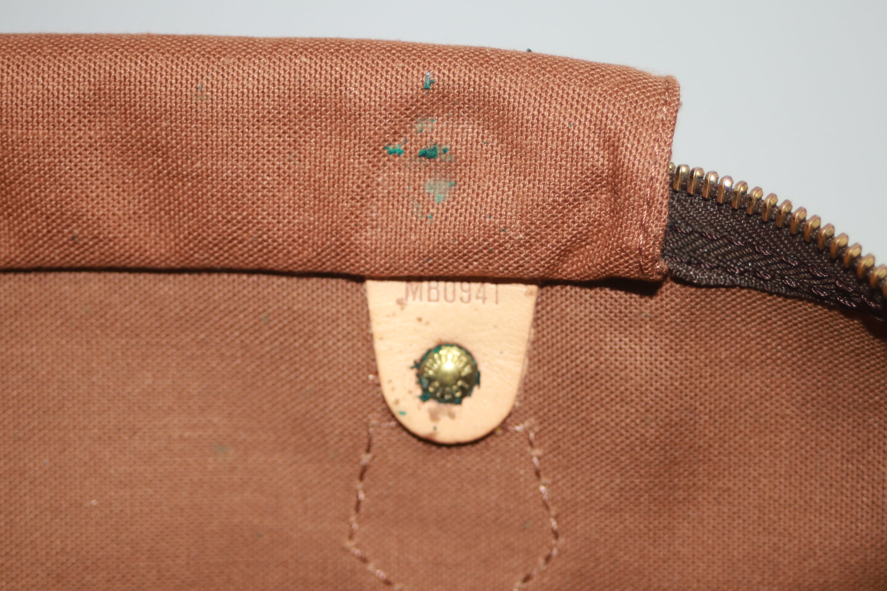 Louis Vuitton Speedy 40 Handbag Used