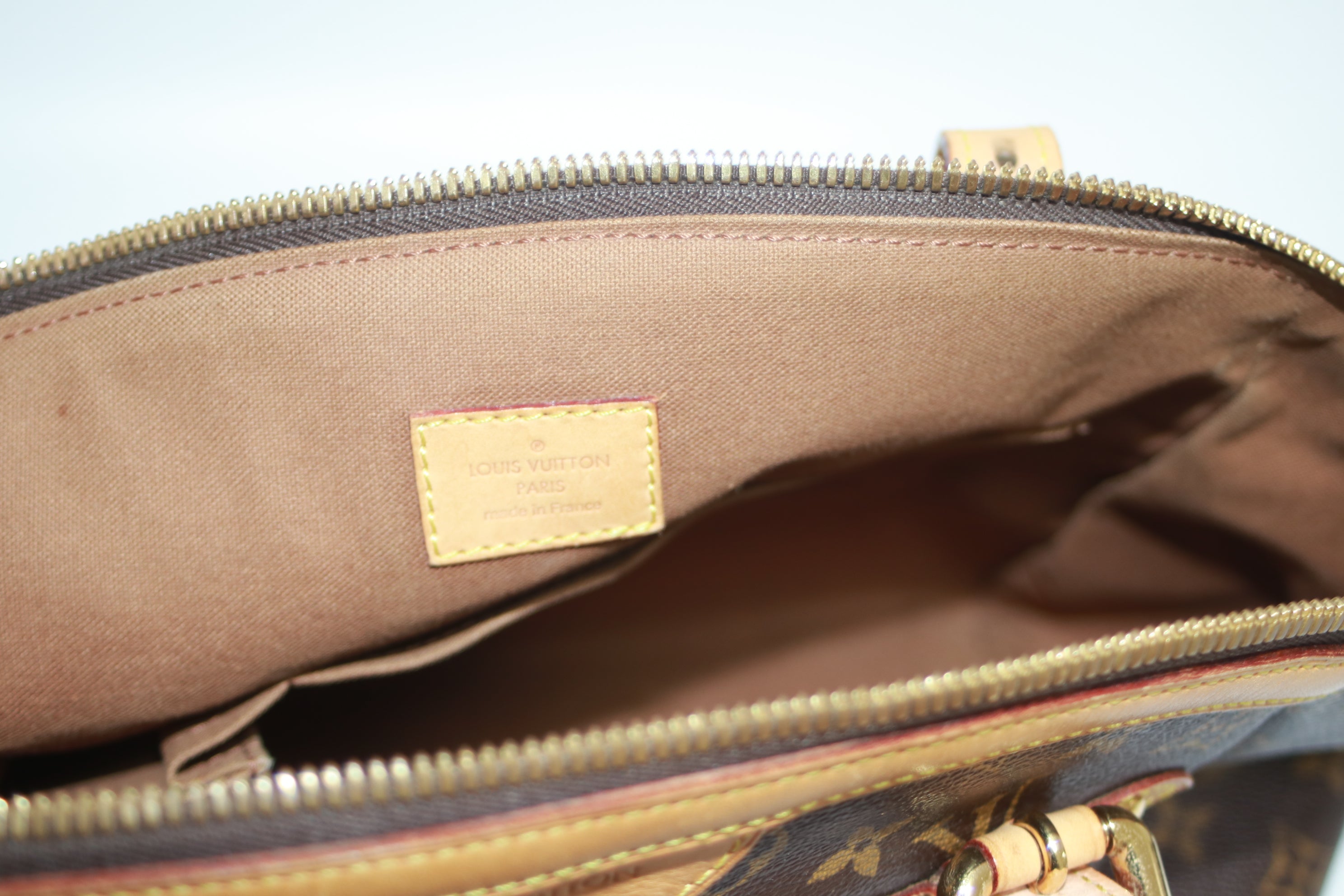 Louis Vuitton Tivoli GM Shoulder Tote Bag Used