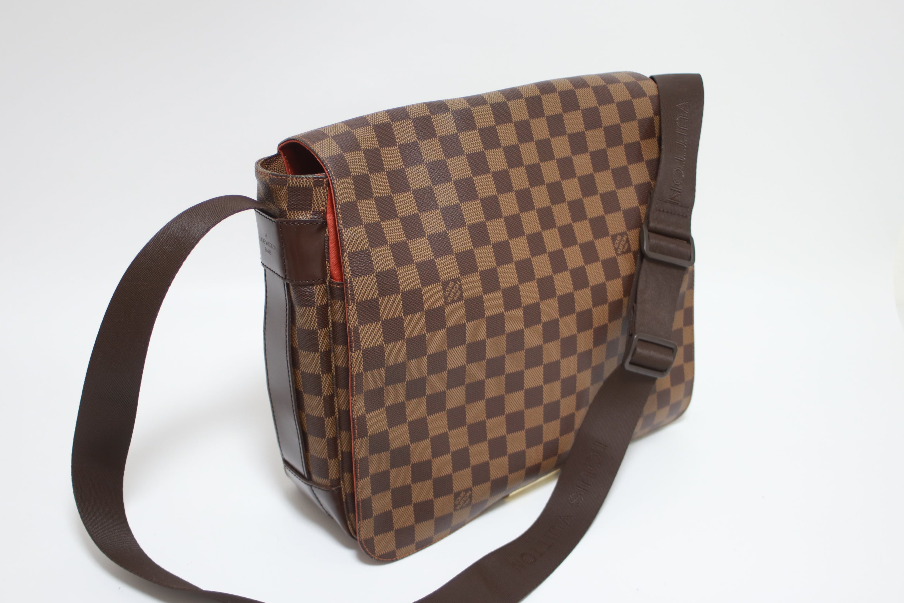 Louis Vuitton Bastille Damier Ebene Messenger Bag Used