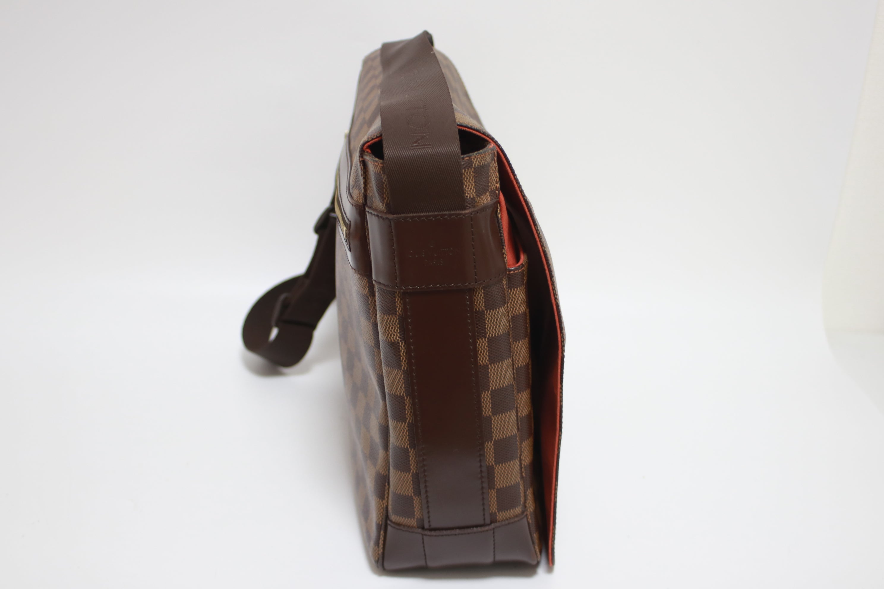 Louis Vuitton Bastille Damier Ebene Messenger Bag Used