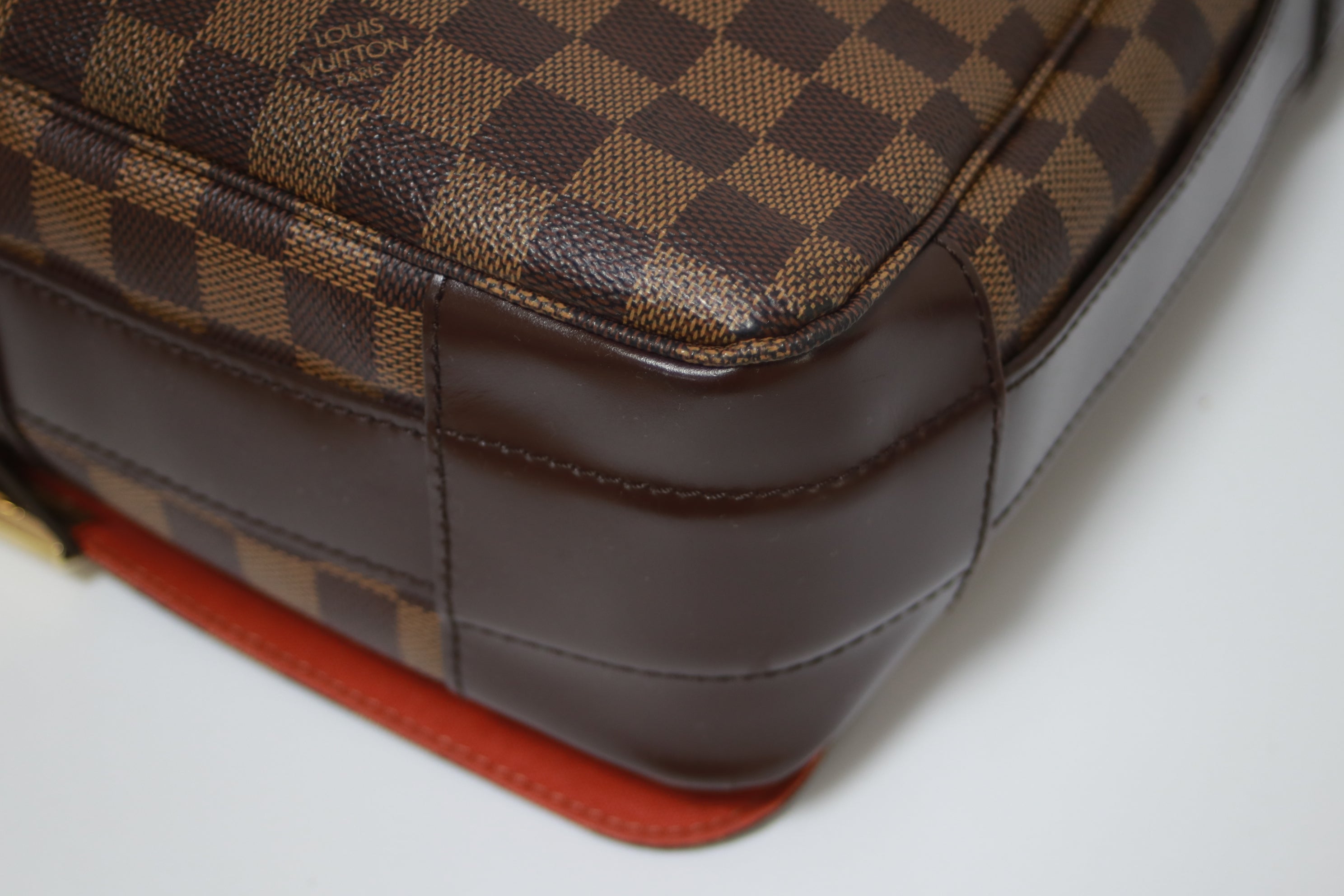 Louis Vuitton Bastille Damier Ebene Messenger Bag Used