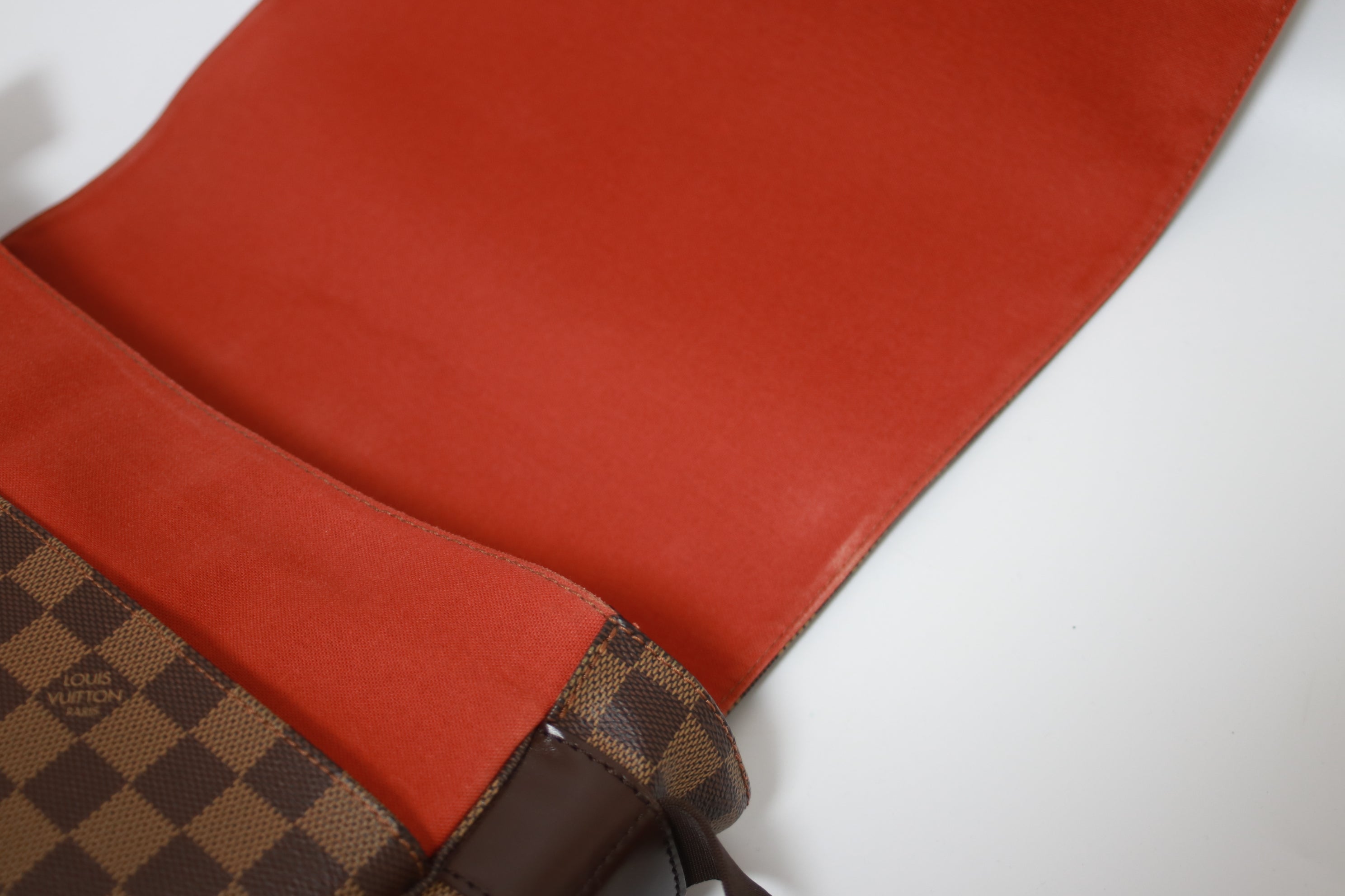 Louis Vuitton Bastille Damier Ebene Messenger Bag Used