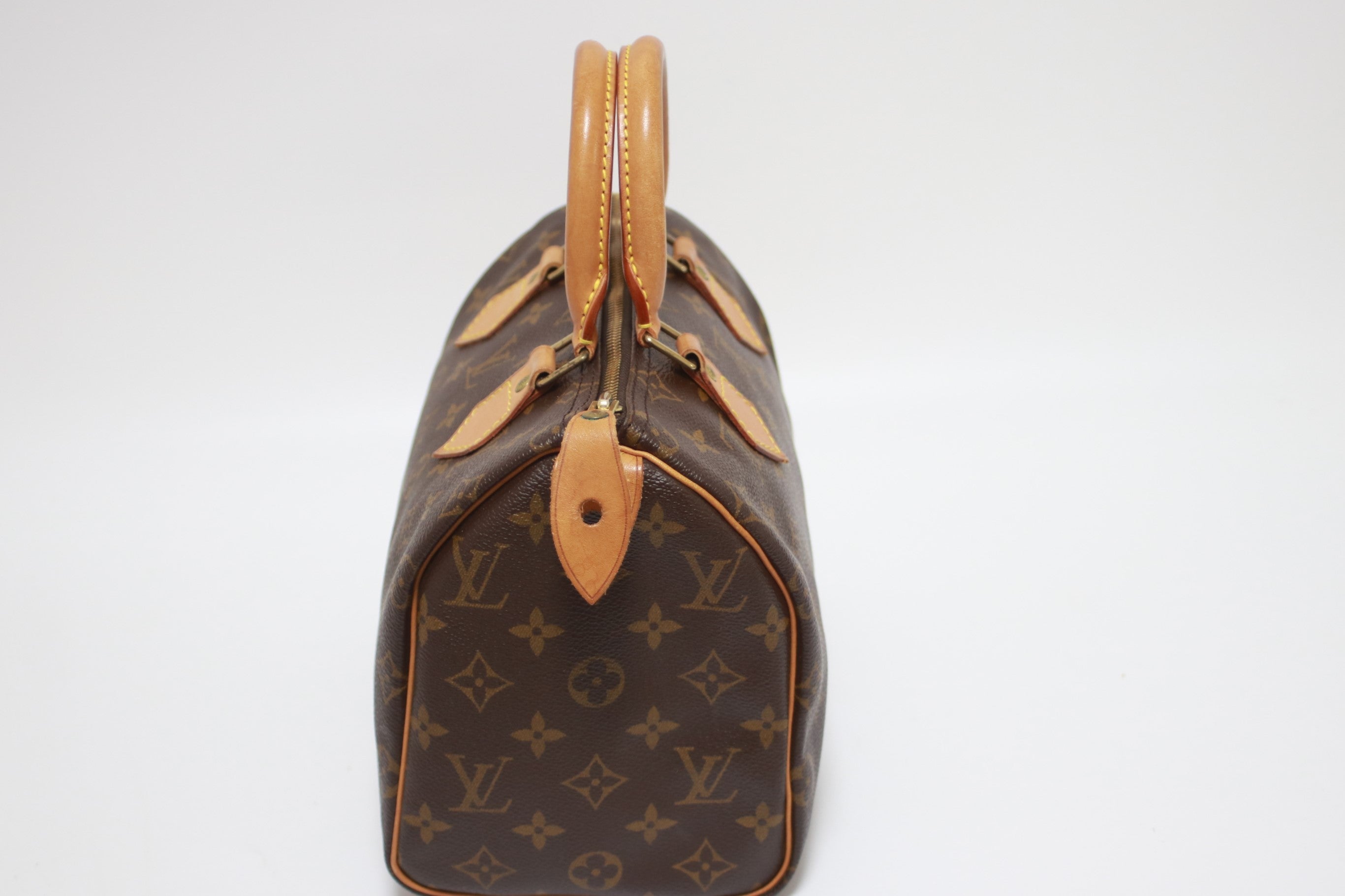 Louis Vuitton Speedy 25 Handbag Used