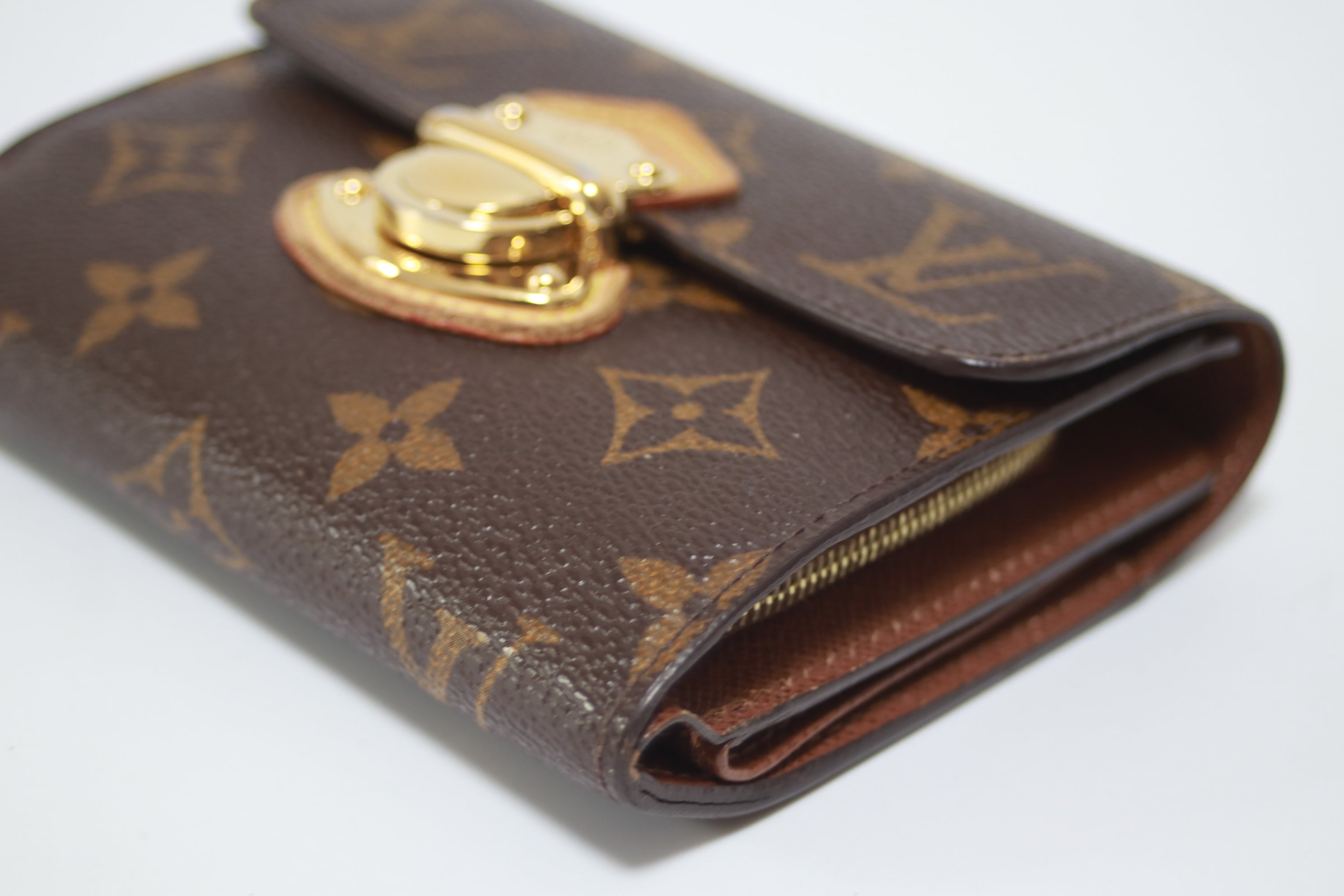 Louis Vuitton Joey Wallet Used