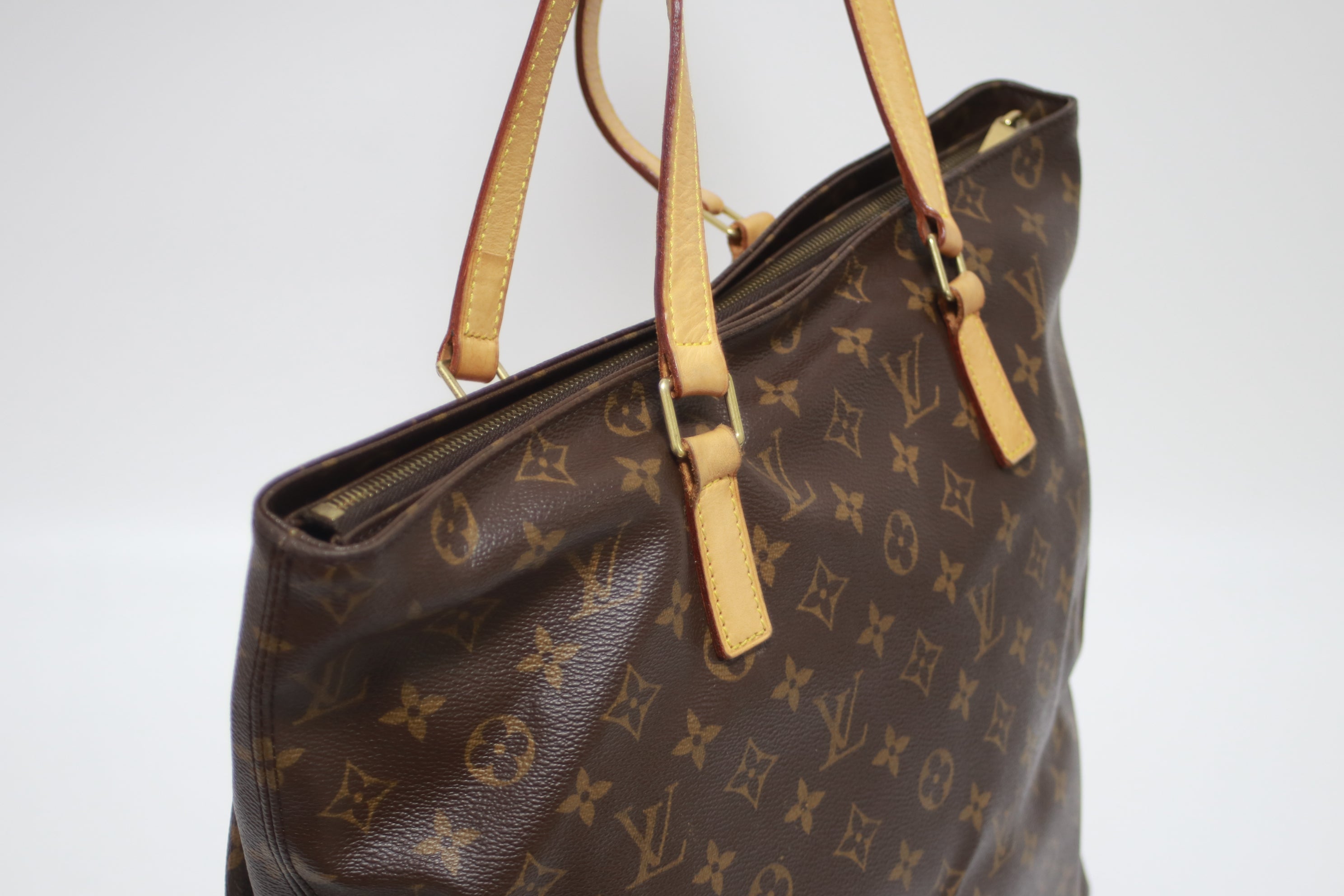 Borsa a tracolla Louis Vuitton Cabas Mezzo usata