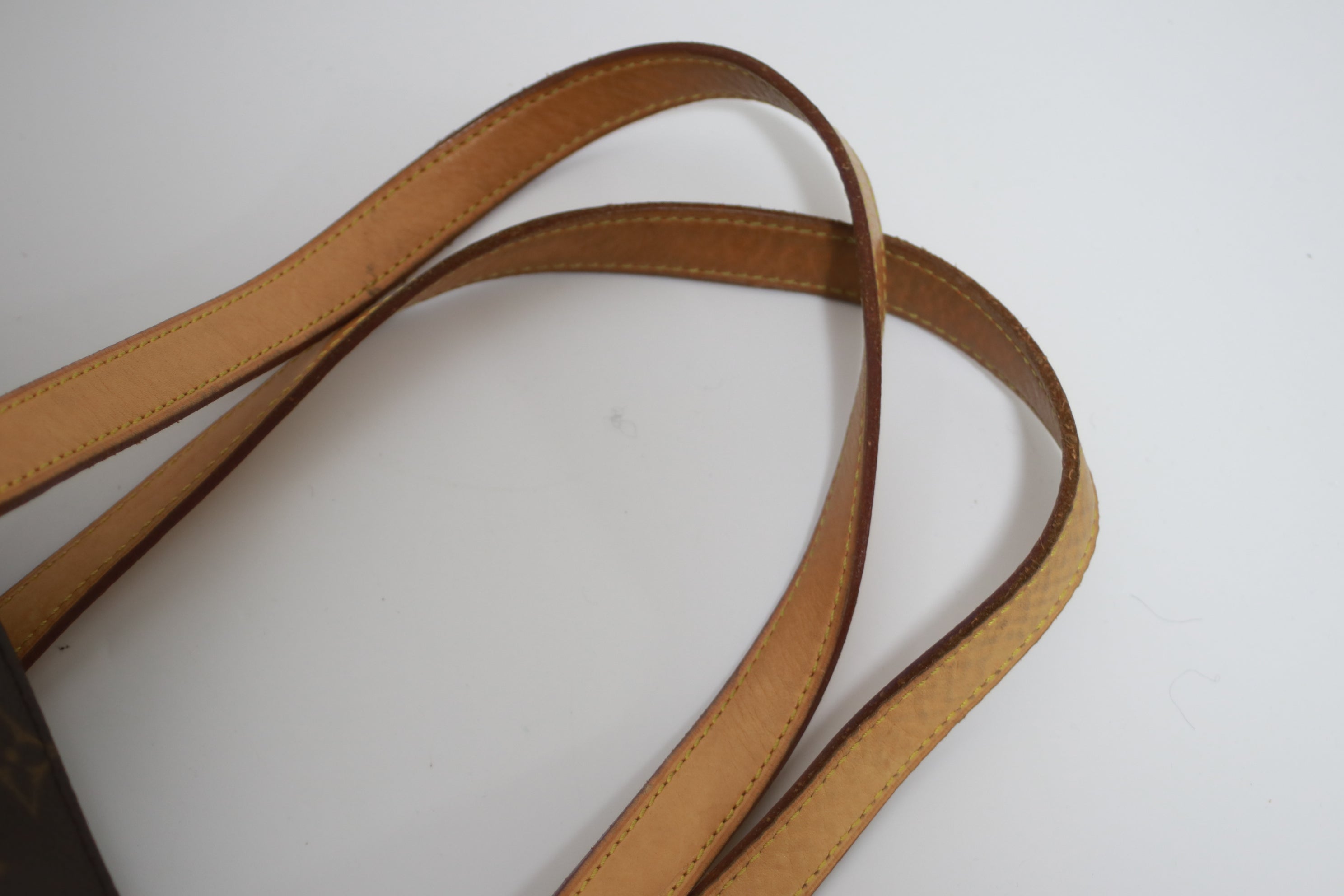 Louis Vuitton Cabas Mezzo Shoulder Tote Bag Used