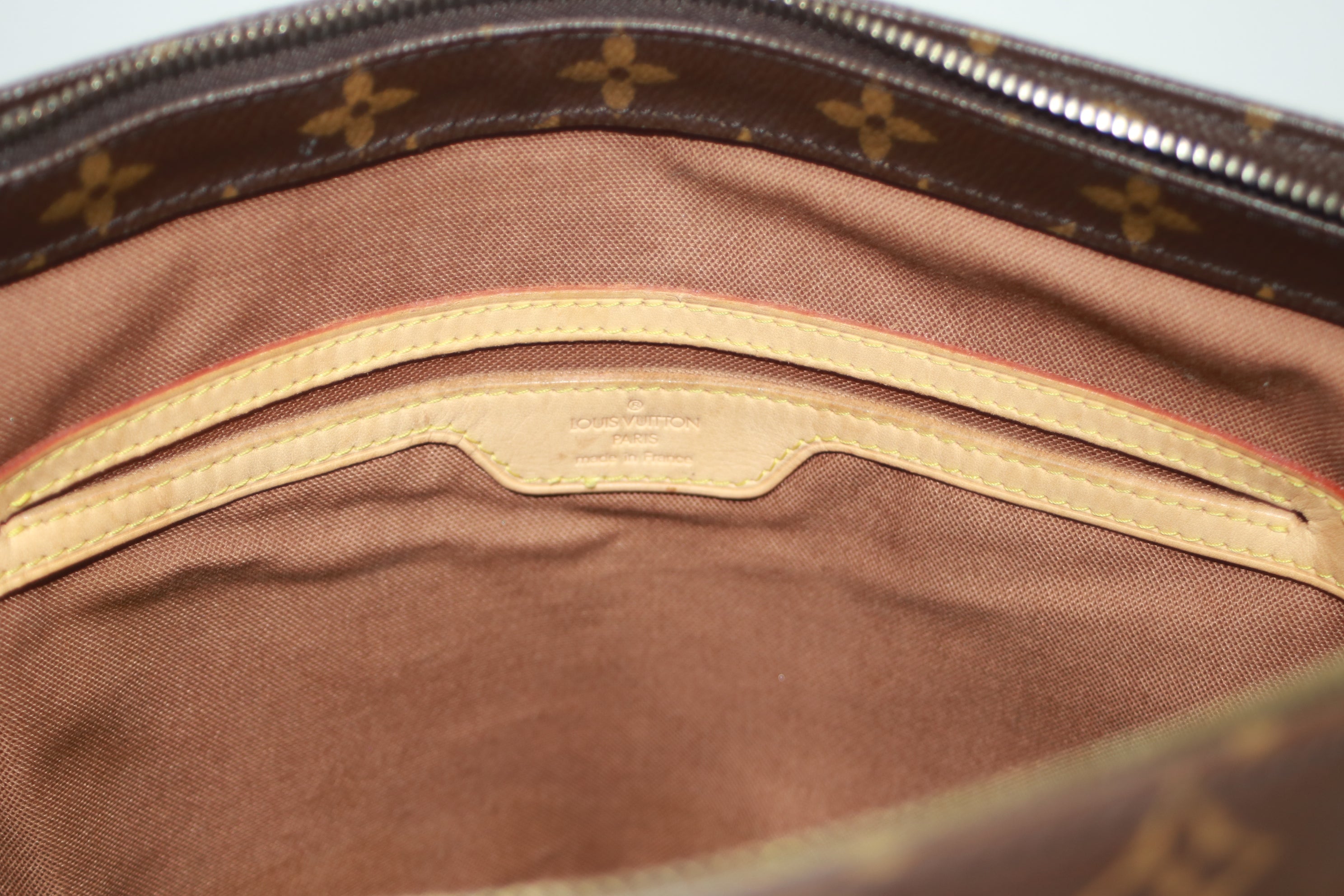 Louis Vuitton Cabas Mezzo Shoulder Tote Bag Used