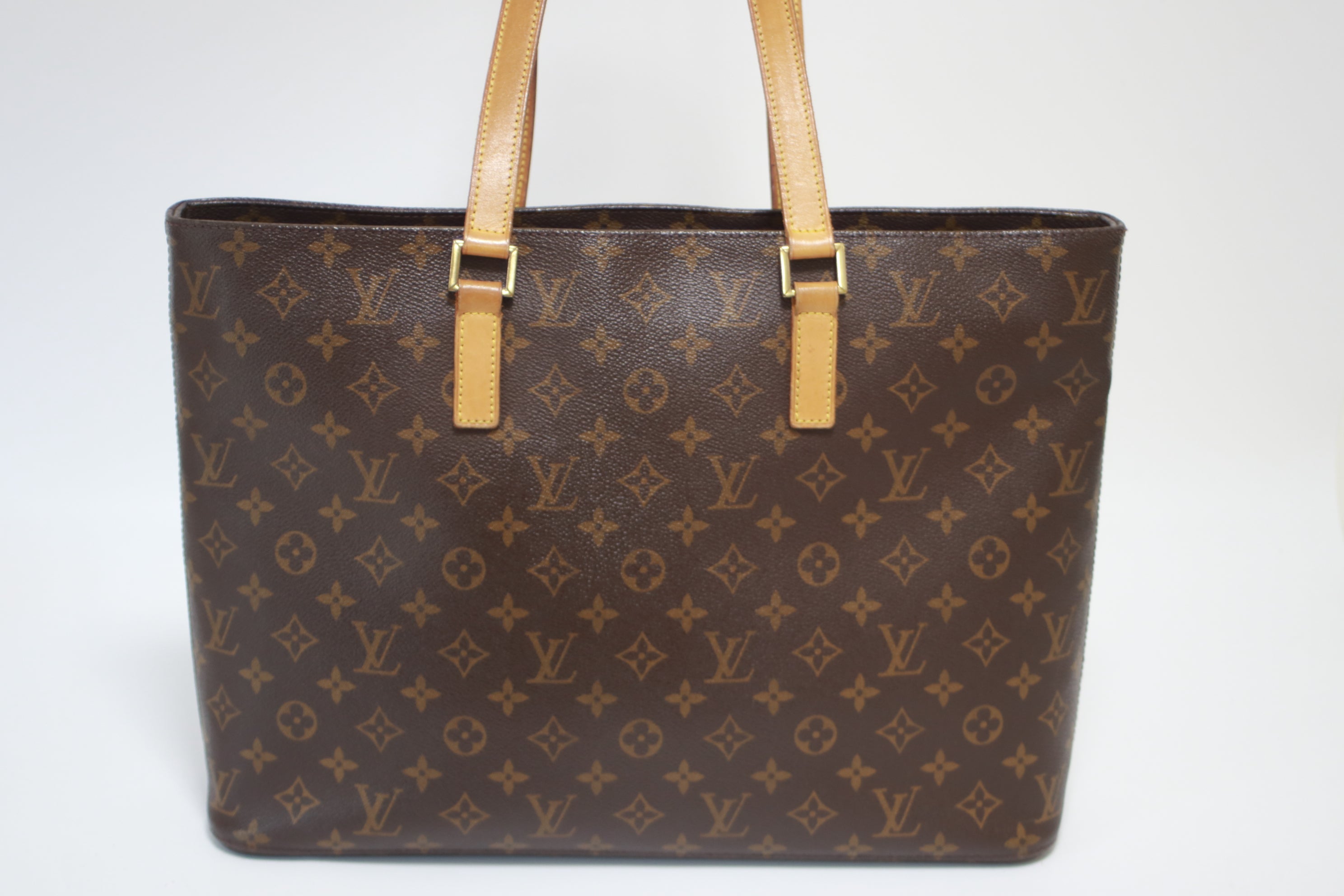 Louis Vuitton Luco Shoulder Tote Bag Used