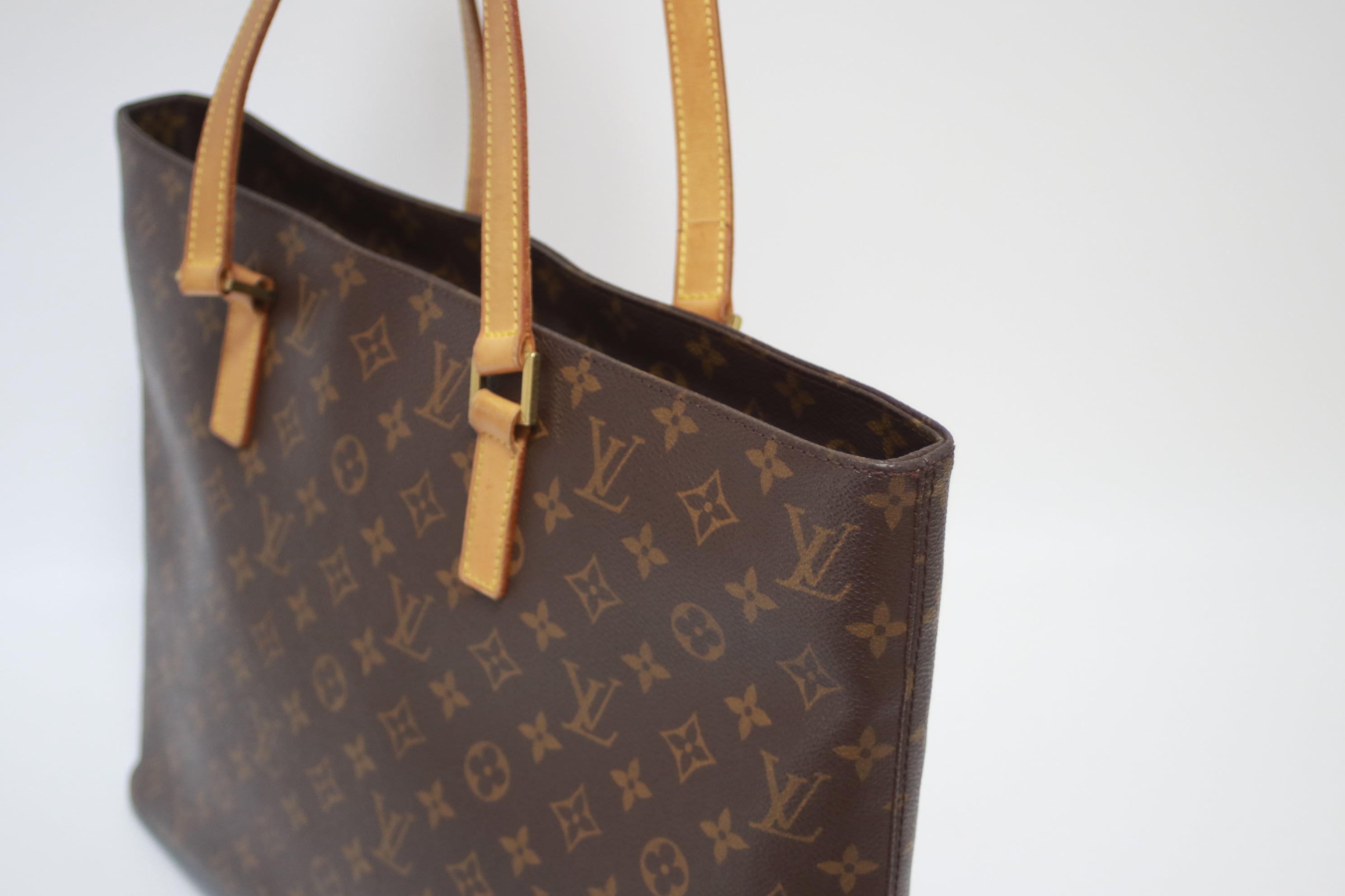 Louis Vuitton Luco Shoulder Tote Bag Used