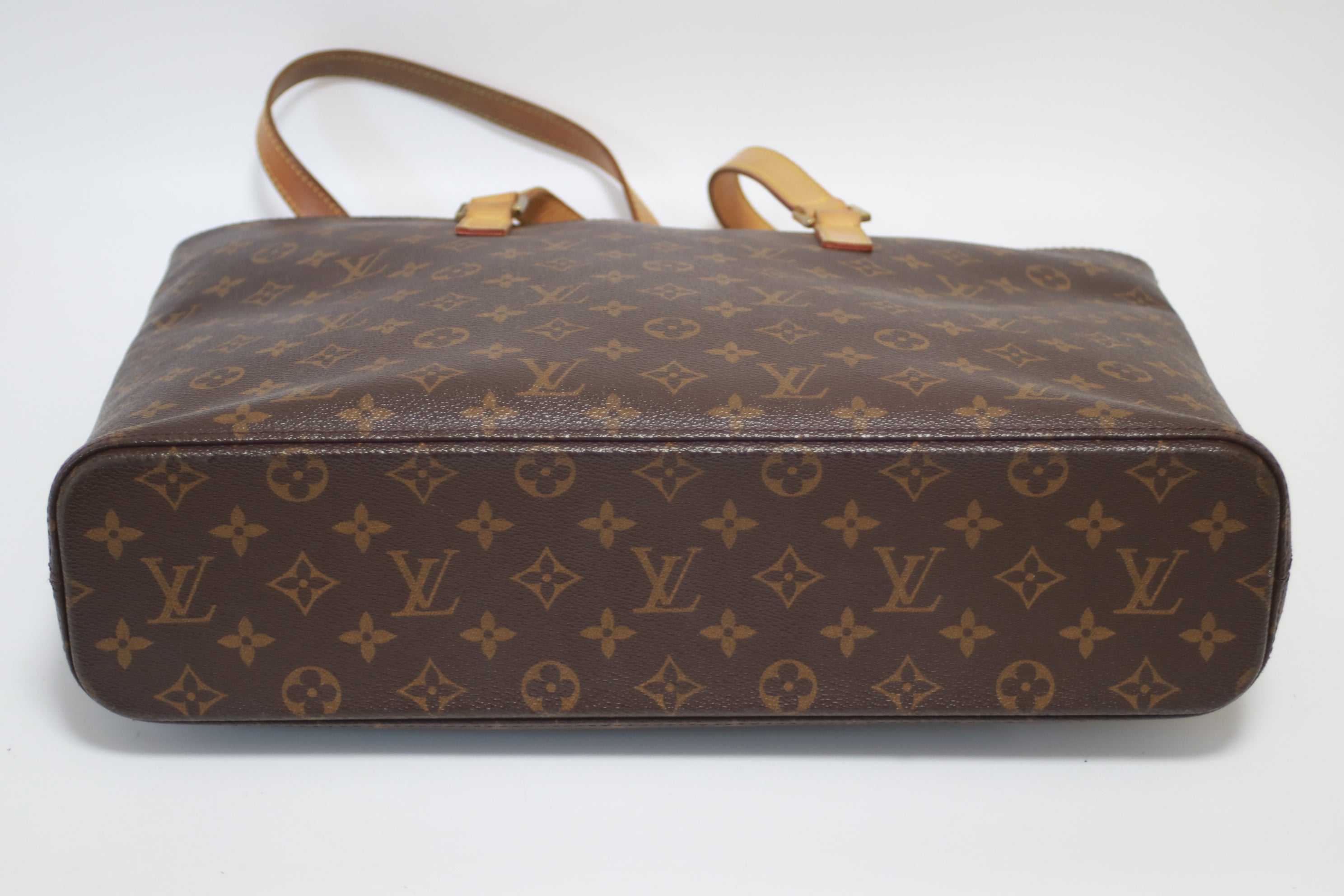 Louis Vuitton Luco Shoulder Tote Bag Used