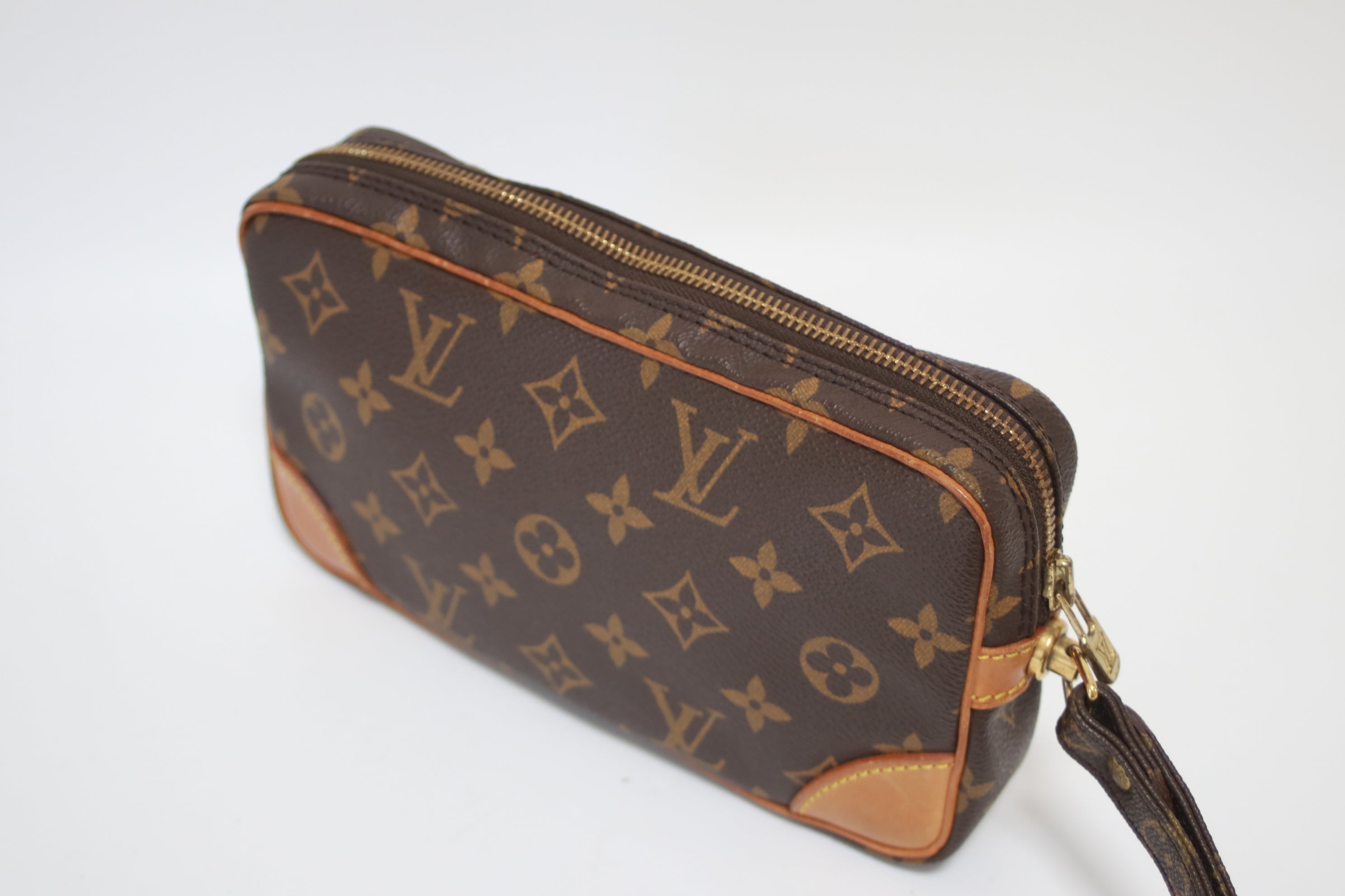 Louis Vuitton Marly Dragonne PM Clutch