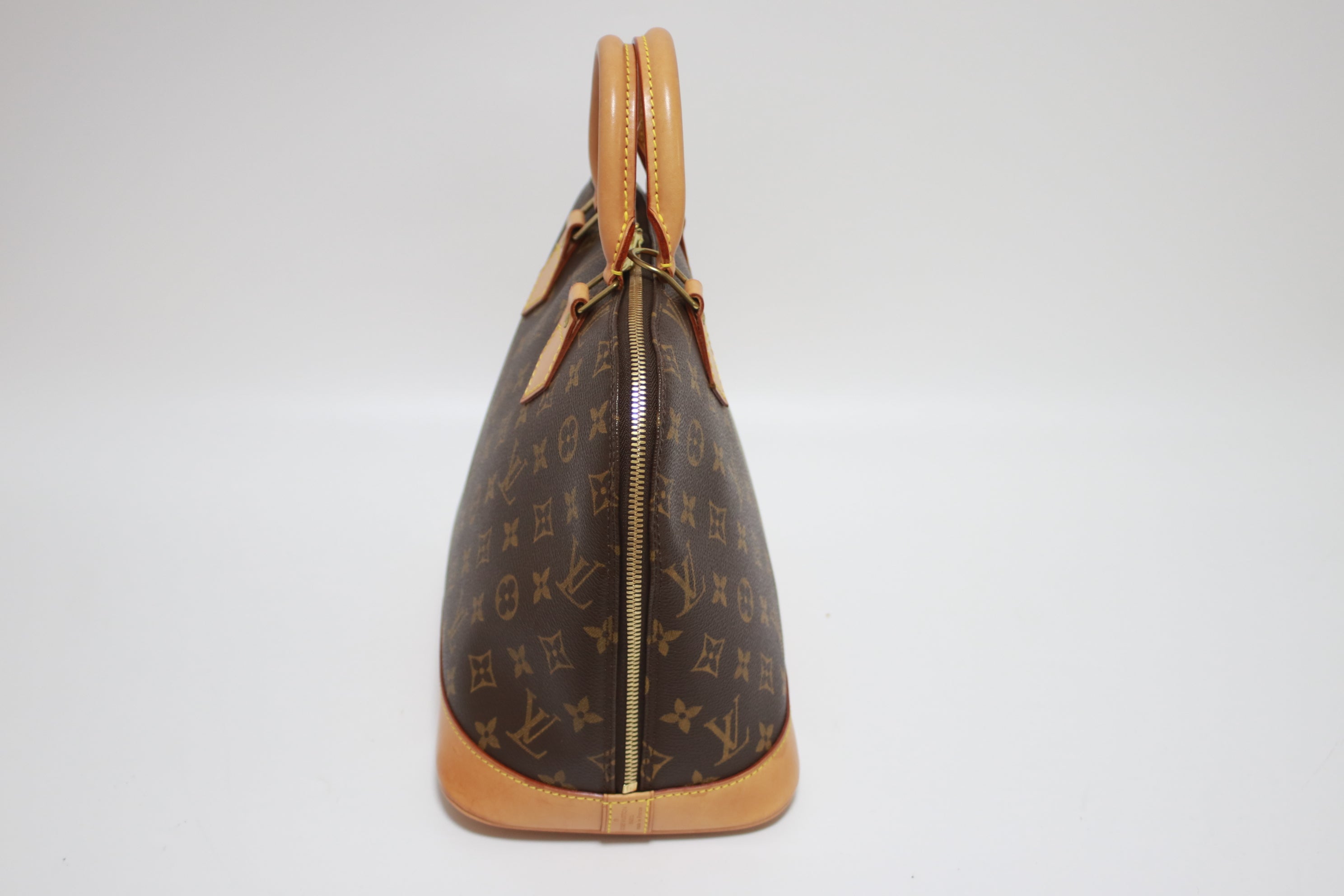 Louis Vuitton Alma PM Monogram Used