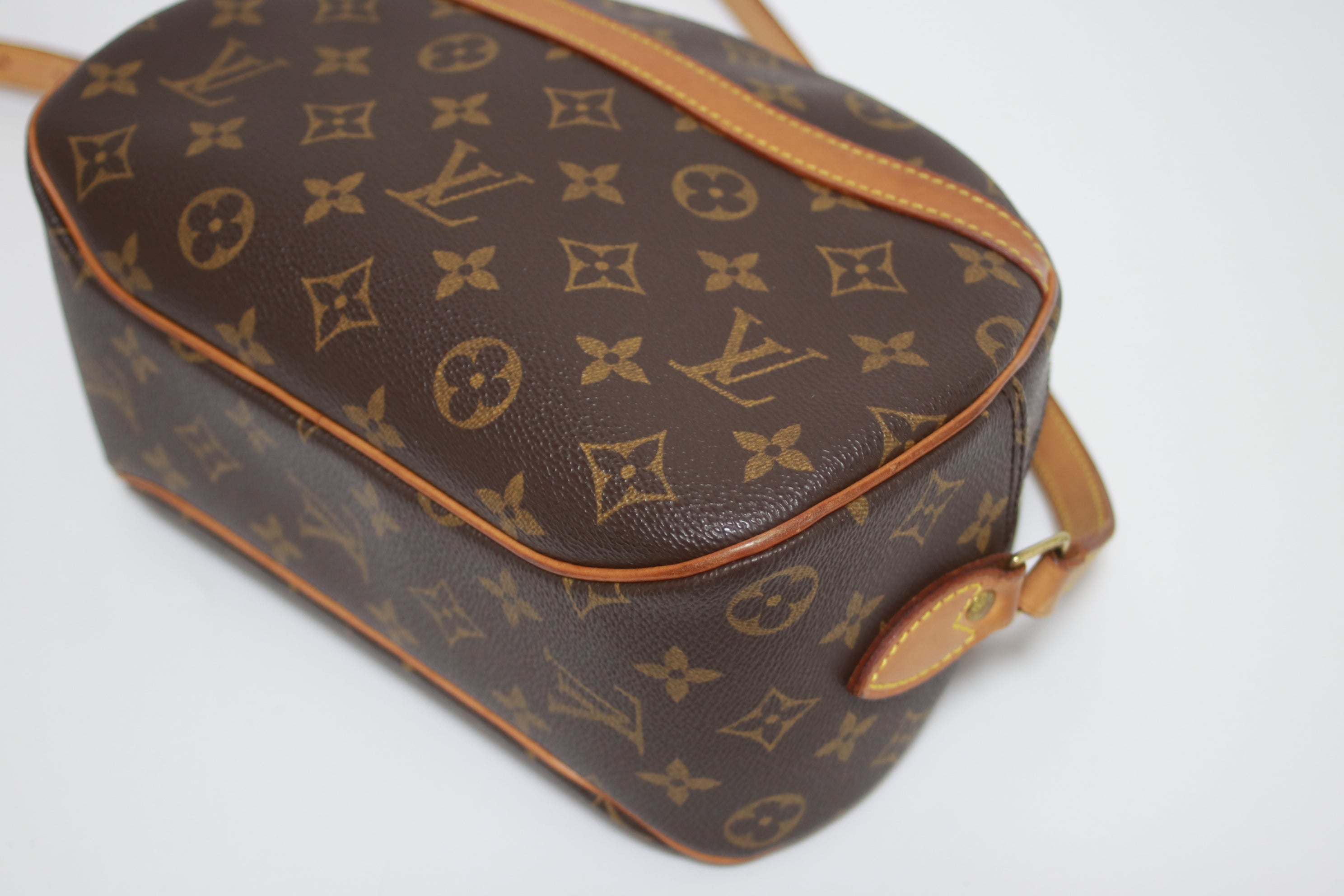 Louis Vuitton Blois Shoulder Bag Used