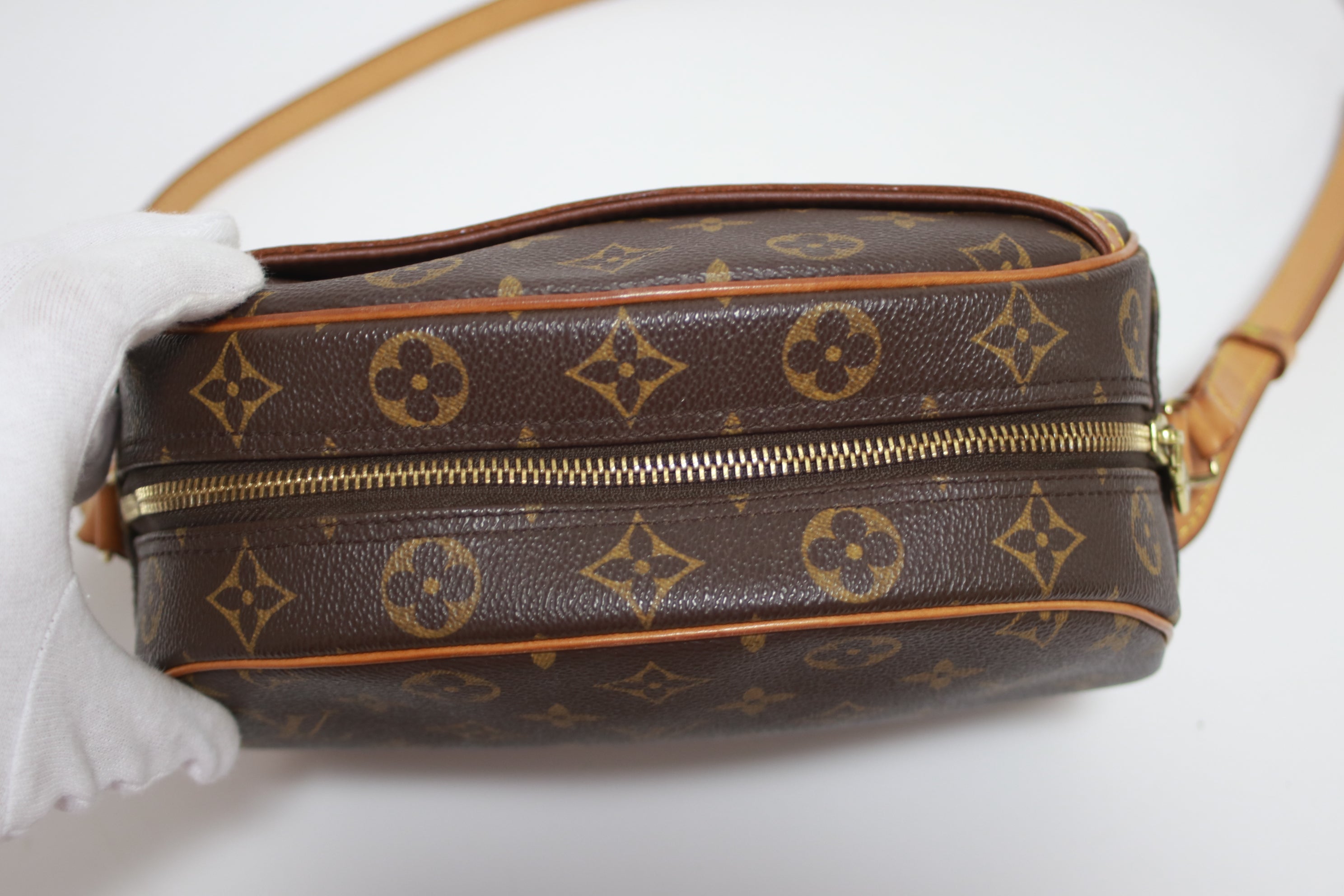 Louis Vuitton Blois Shoulder Bag Used