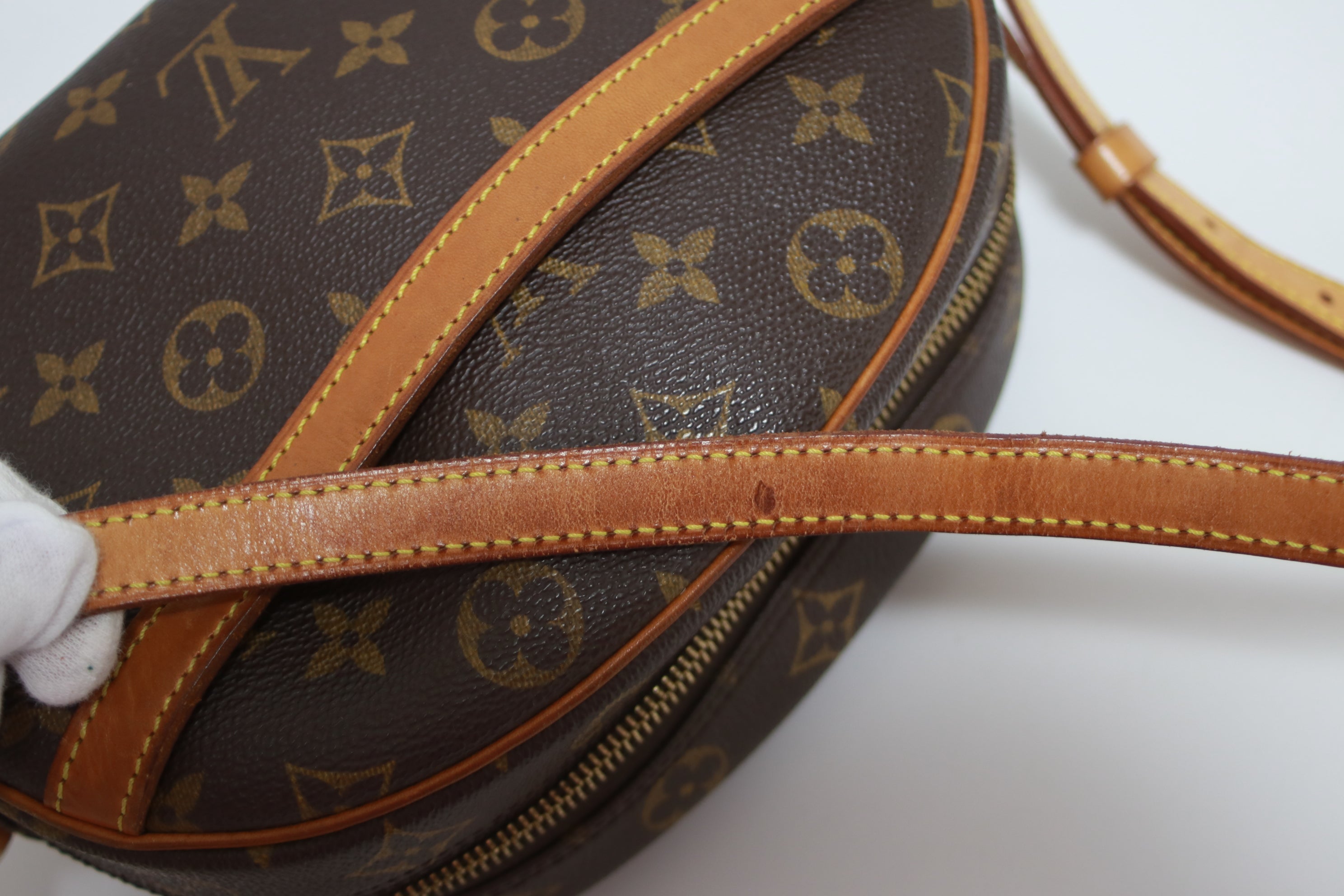 Louis Vuitton Blois Shoulder Bag Used