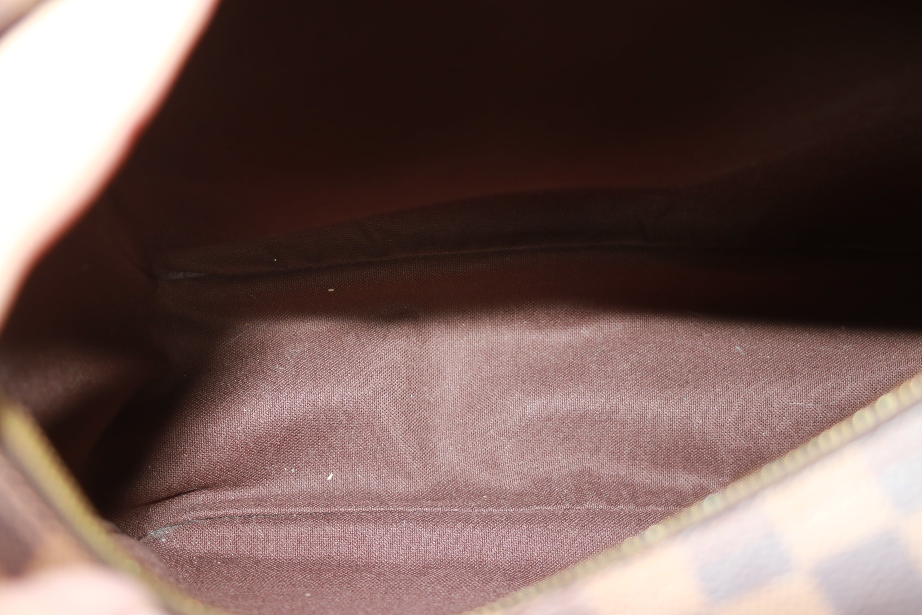 Louis Vuitton Naviglio Damier Ebene Messenger Bag Used
