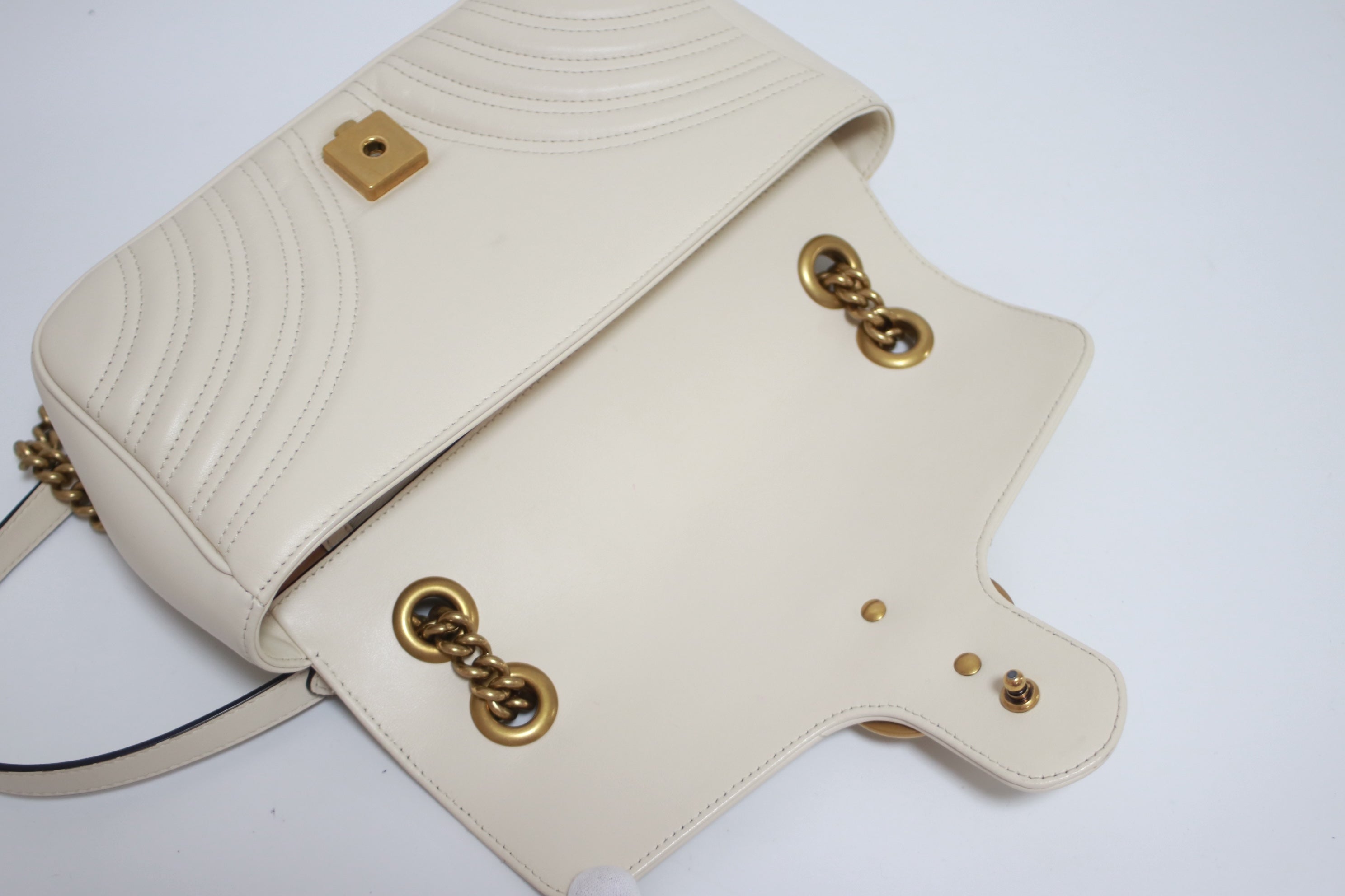 Borsa a tracolla piccola Gucci Marmont Flap usata