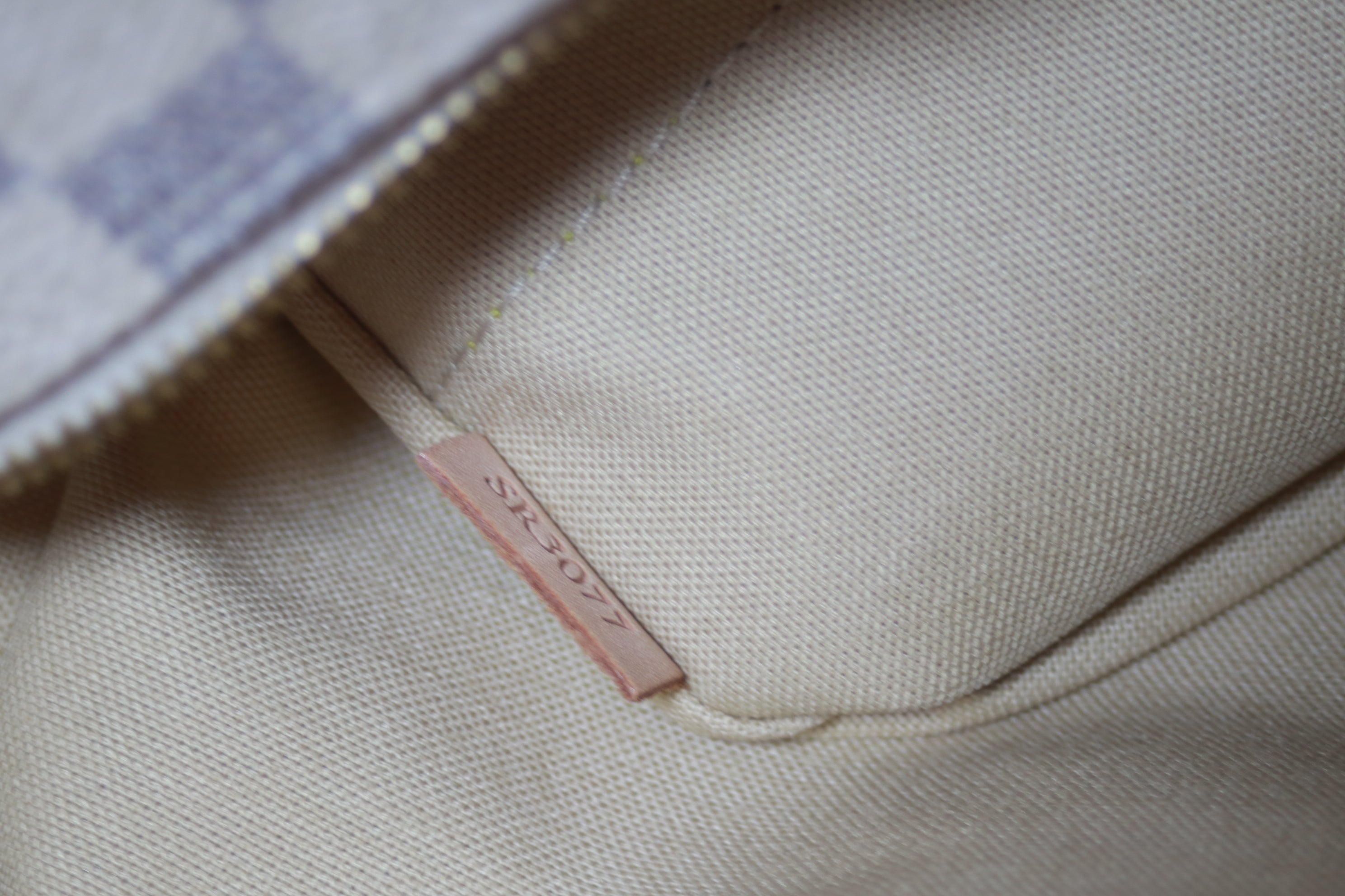 Louis Vuitton Naviglio Damier Azur Messenger Bag Used