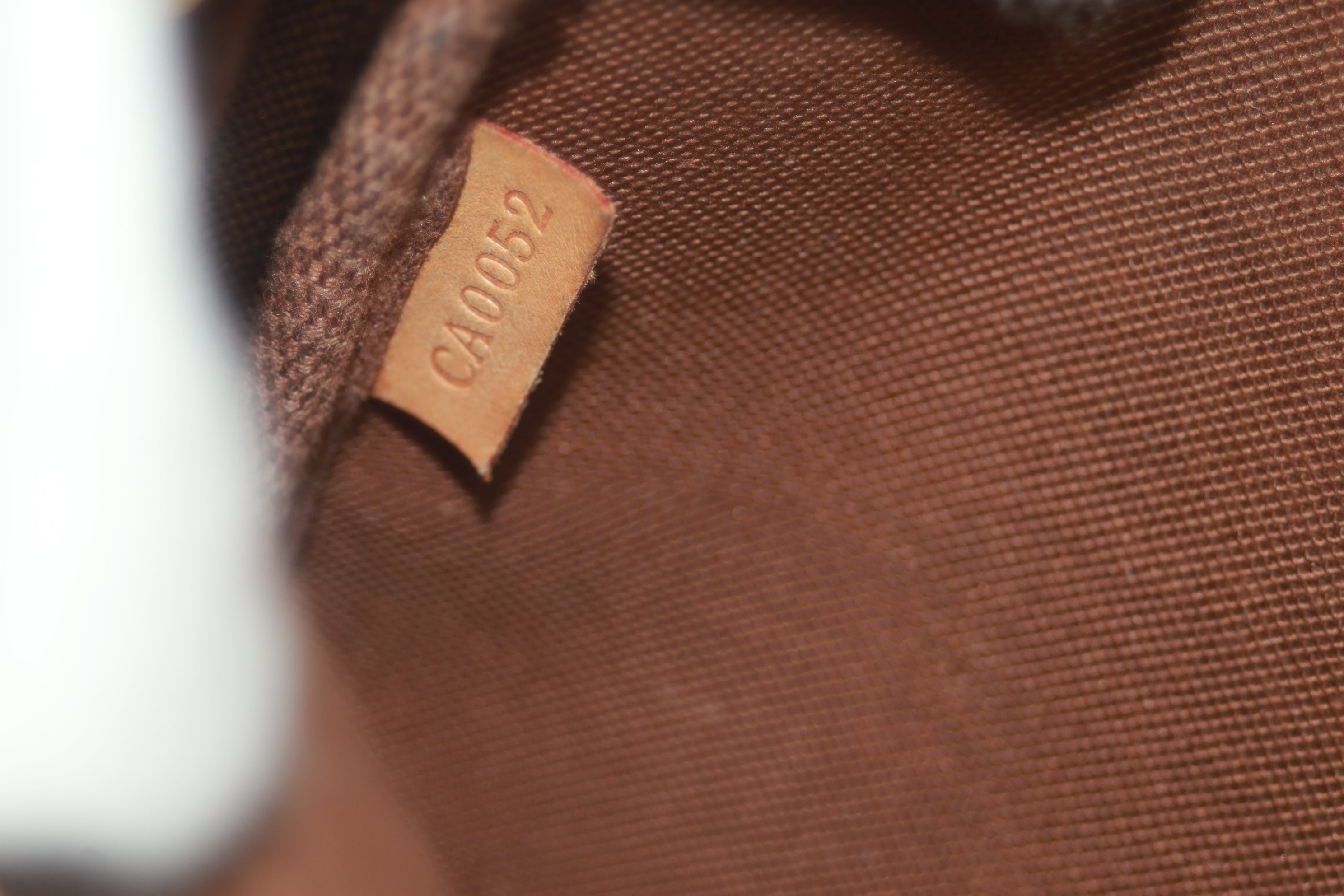 Louis Vuitton Pochette Accessories Used