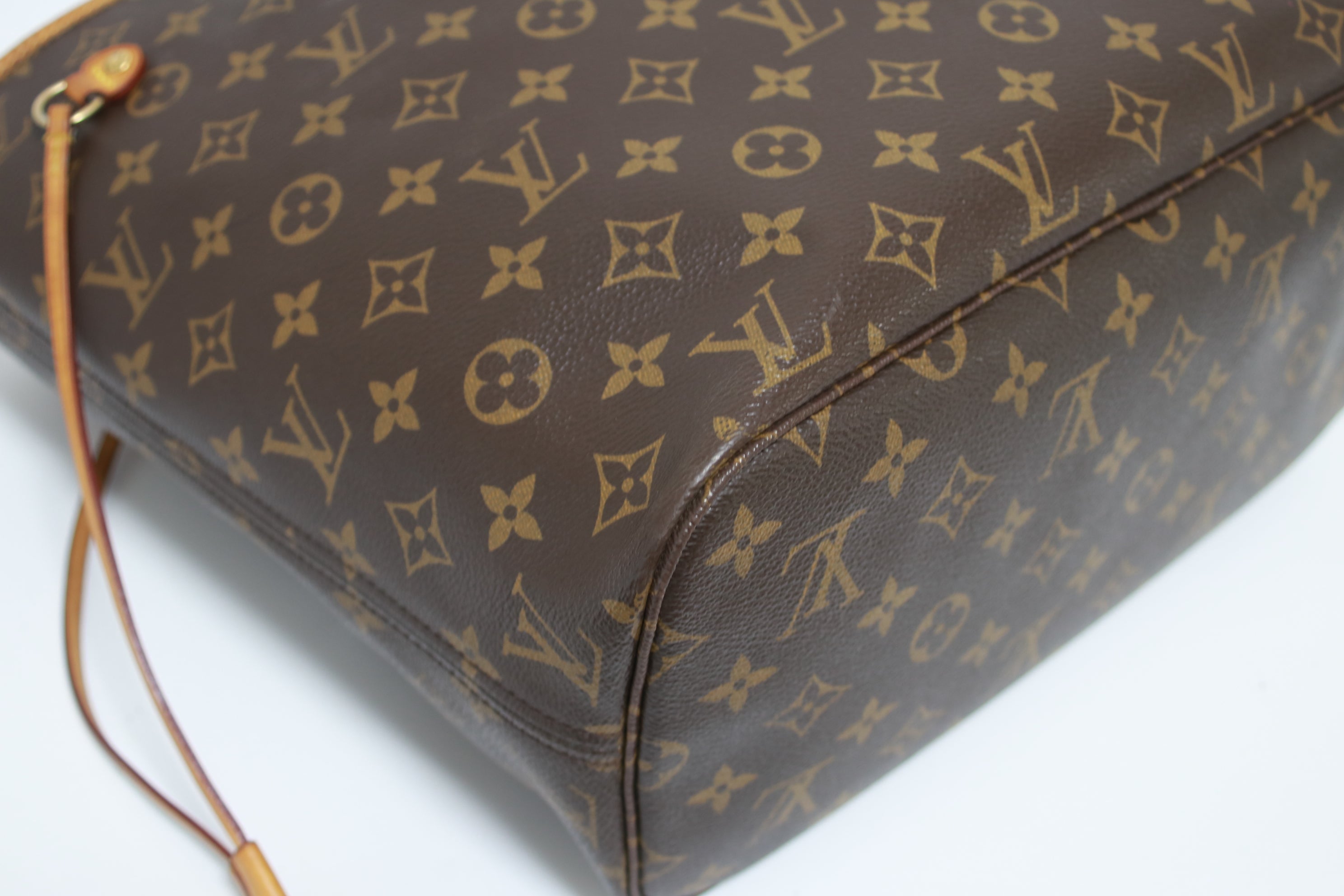 Louis Vuitton Limited Edition Neverfull MM V Turquoise Shoulder Bag Used