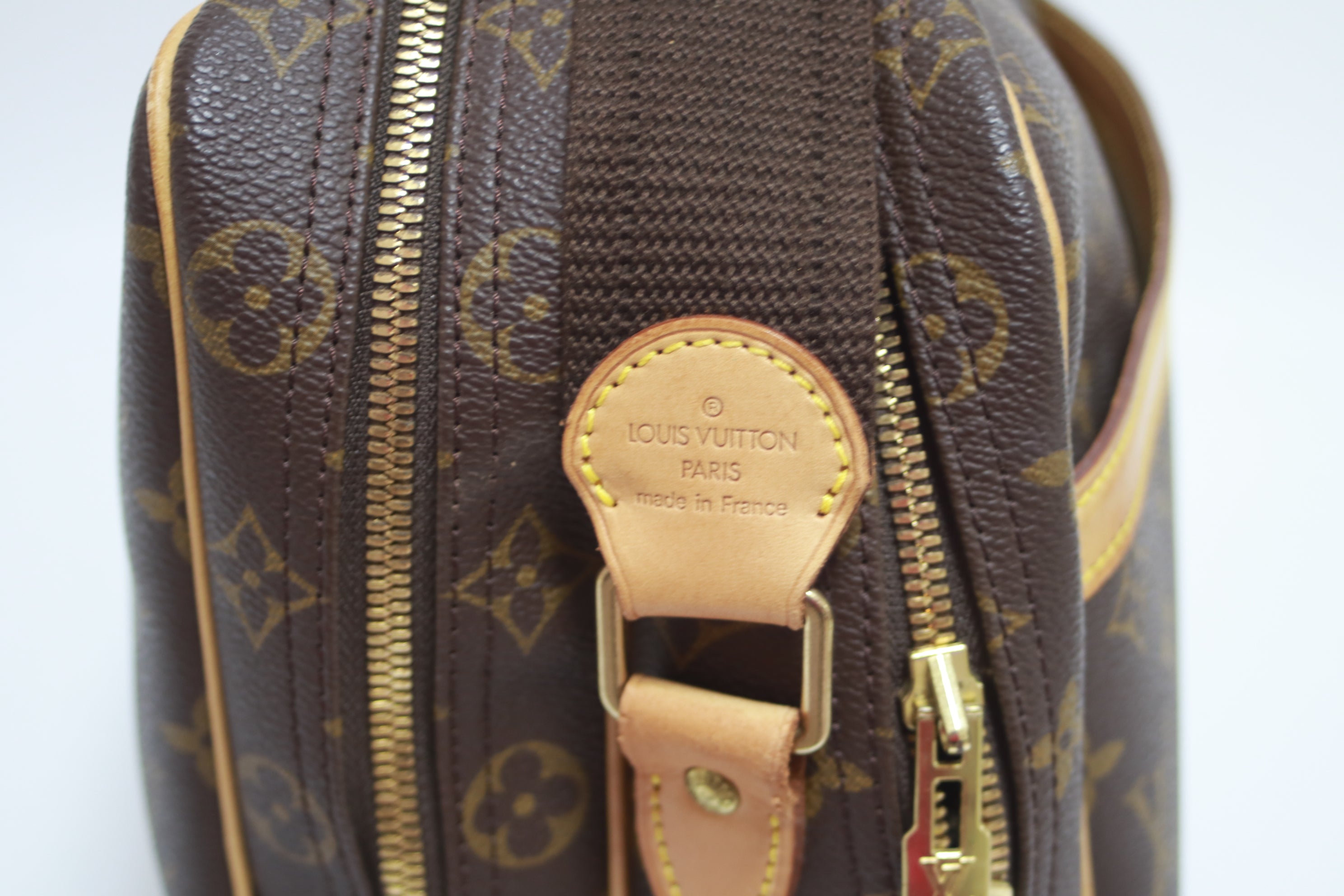 Louis Vuitton Reporter GM Messenger Bag Used