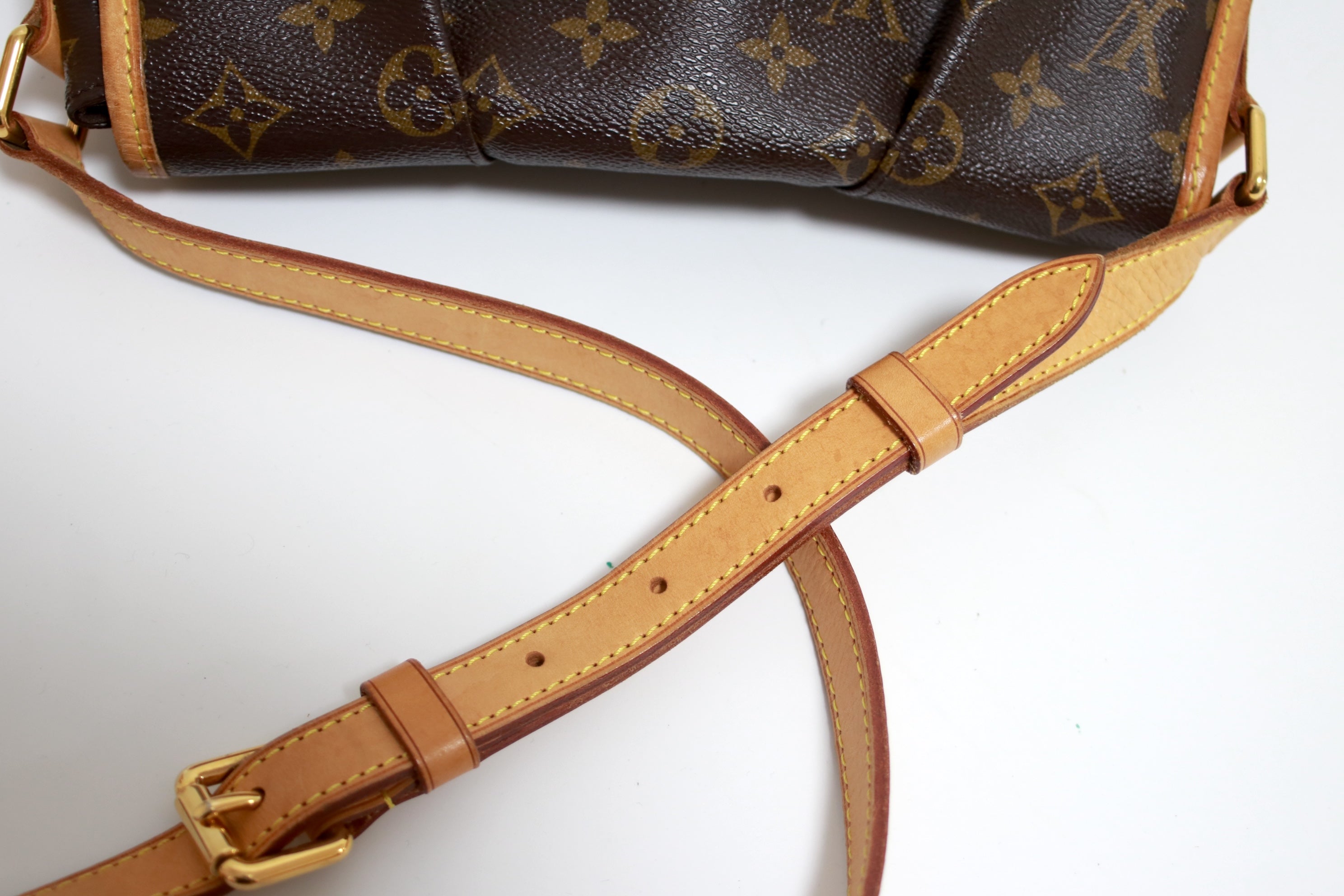 Louis Vuitton Menimontant PM Shoulder Bag