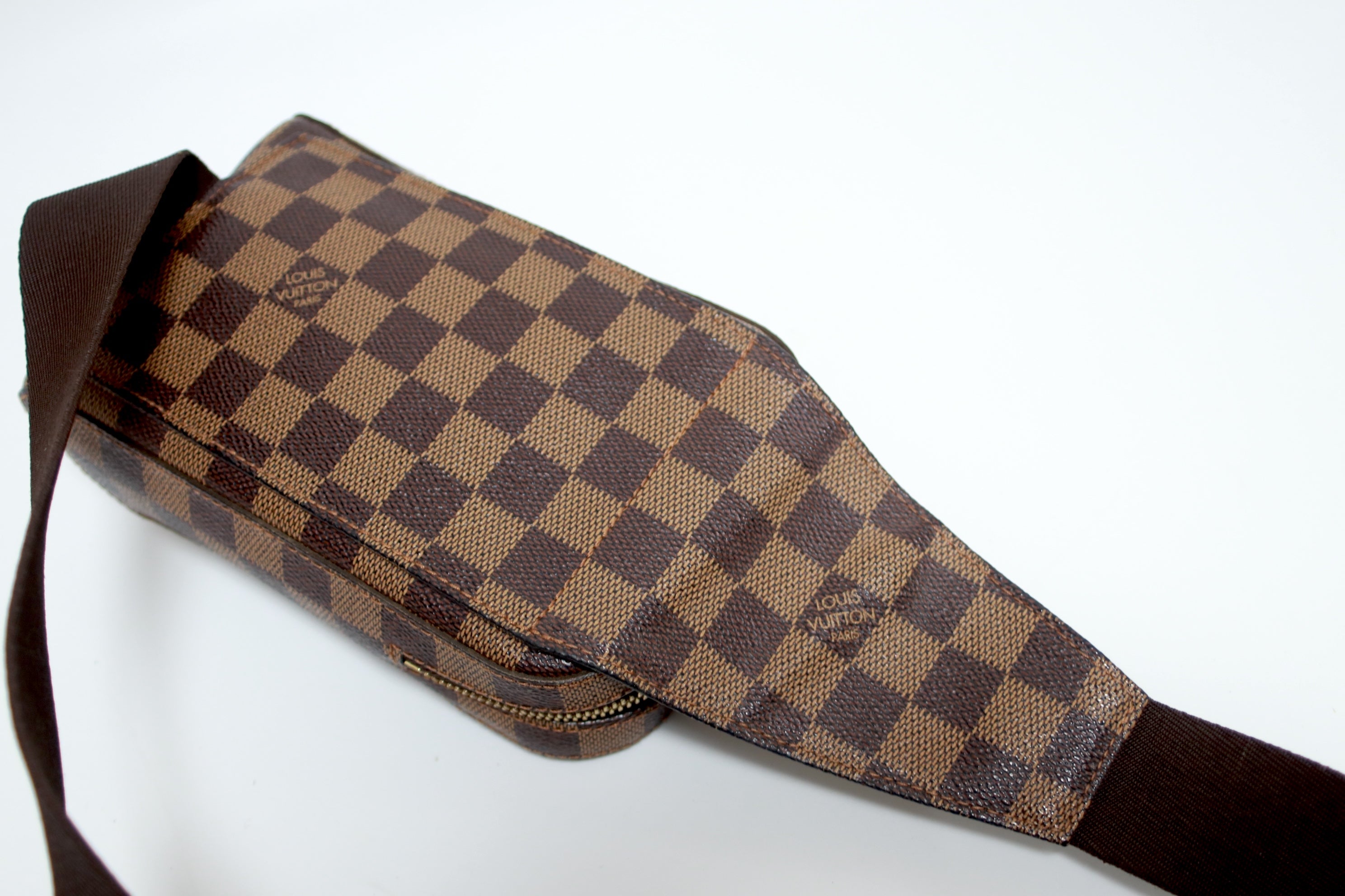Louis Vuitton Geronimo Body Bag