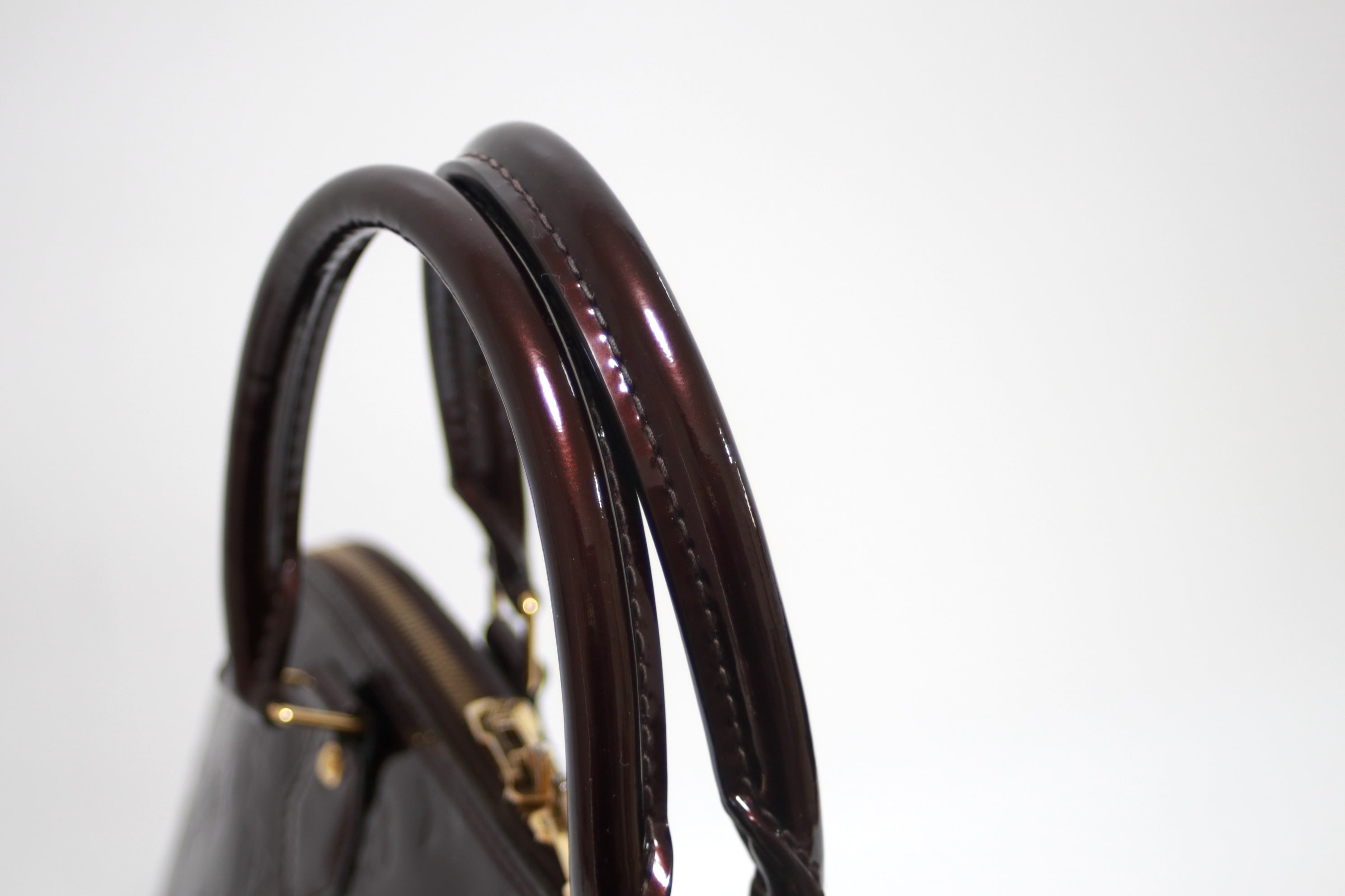 Louis Vuitton Alma GM Vernis Amarante Handbag
