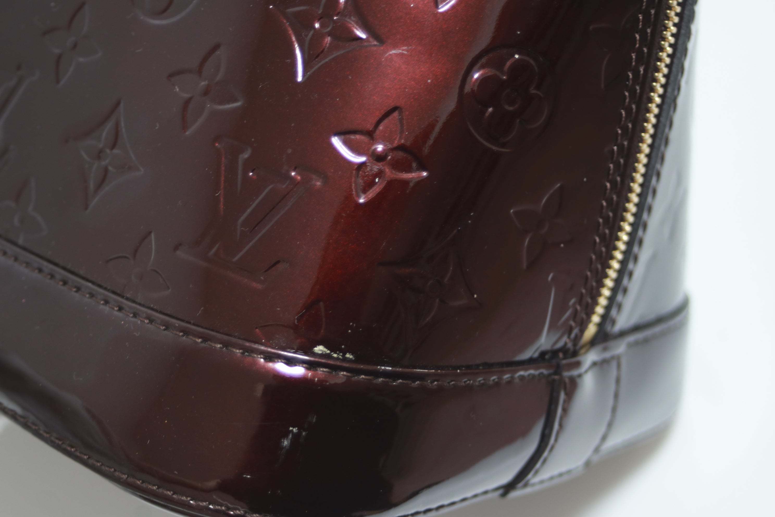 Louis Vuitton Alma GM Vernis Amarante Handbag