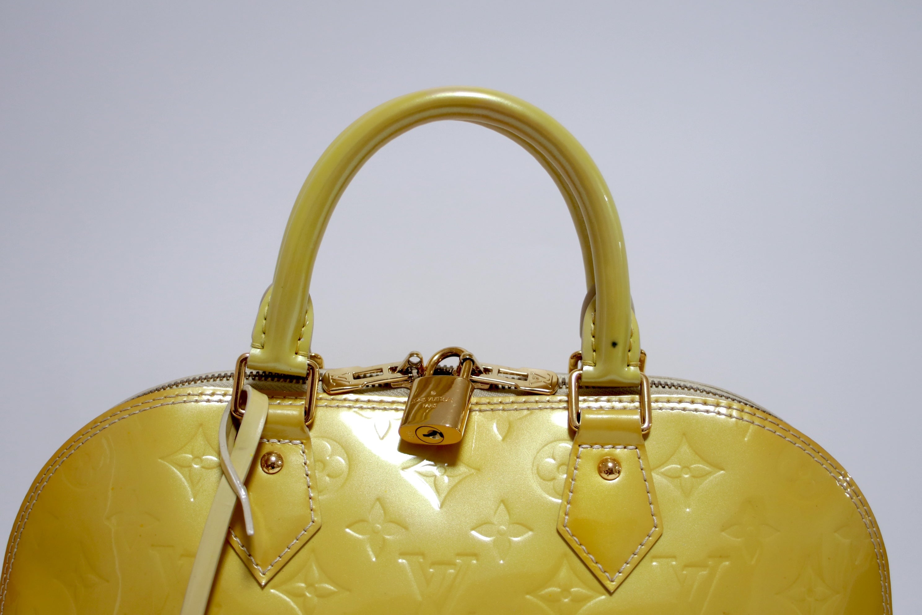 Louis Vuitton Alma PM Vernis Yellow Handbag Used