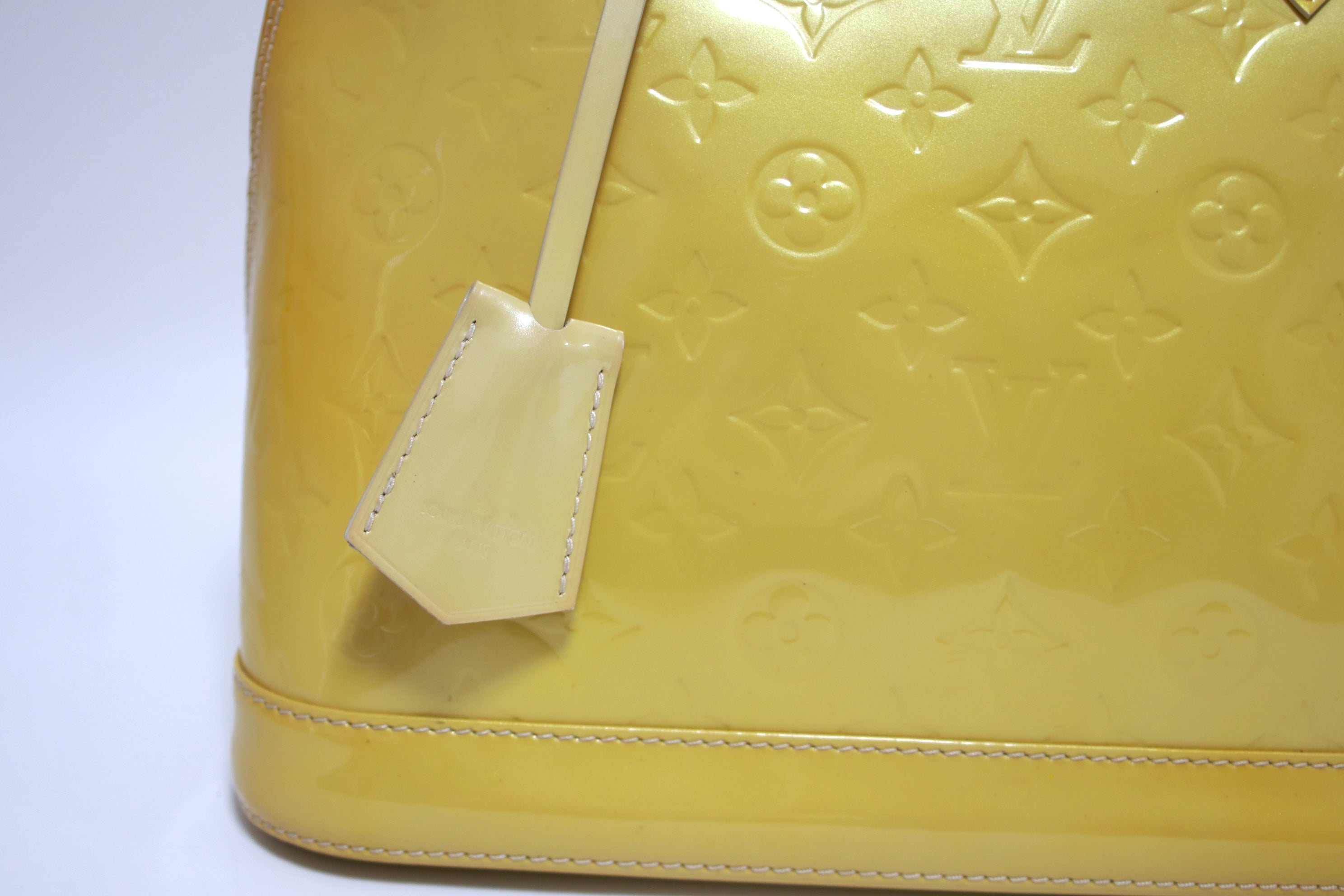 Louis Vuitton Alma PM Vernis Yellow Handbag Used