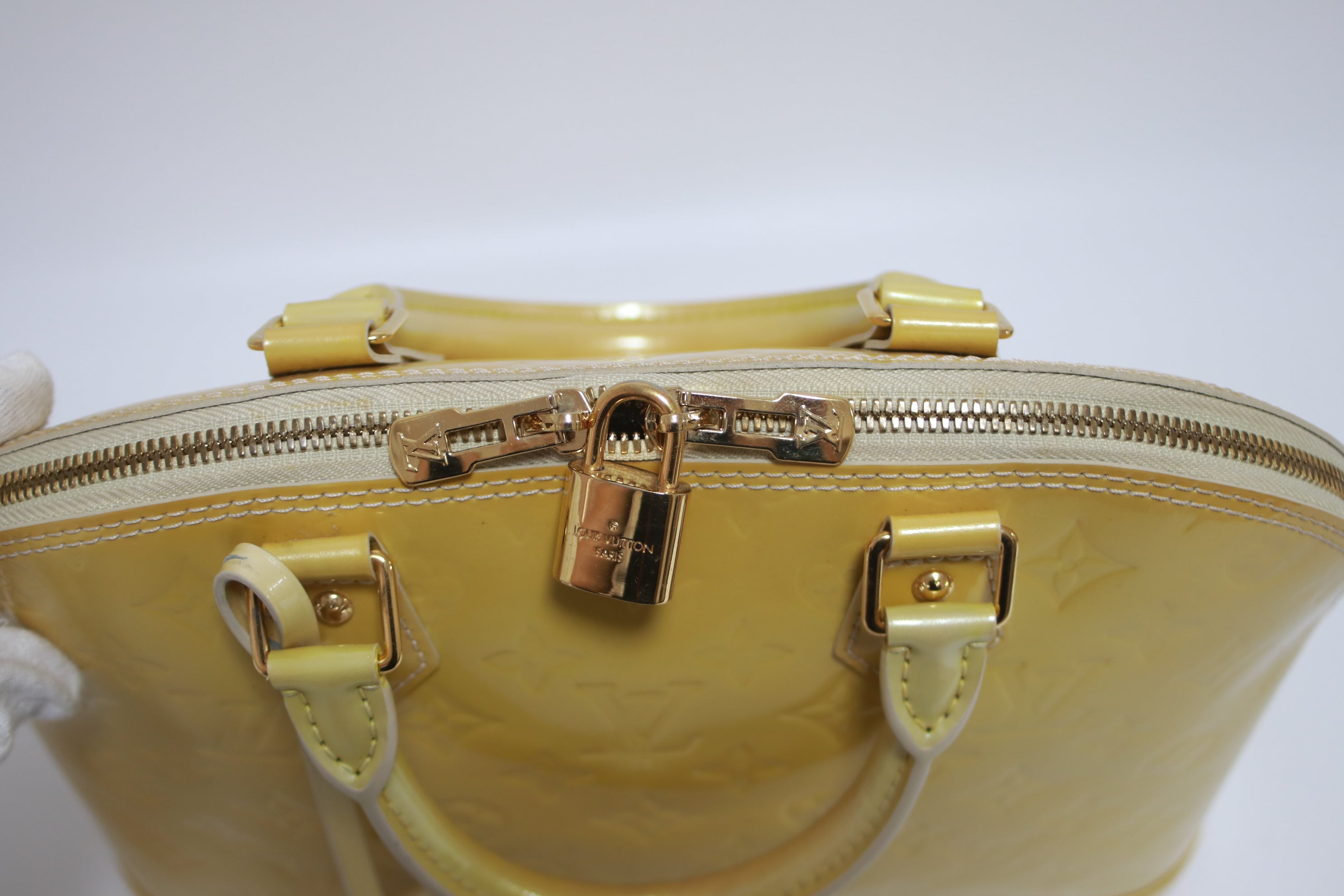 Louis Vuitton Alma PM Vernis Yellow Handbag Used