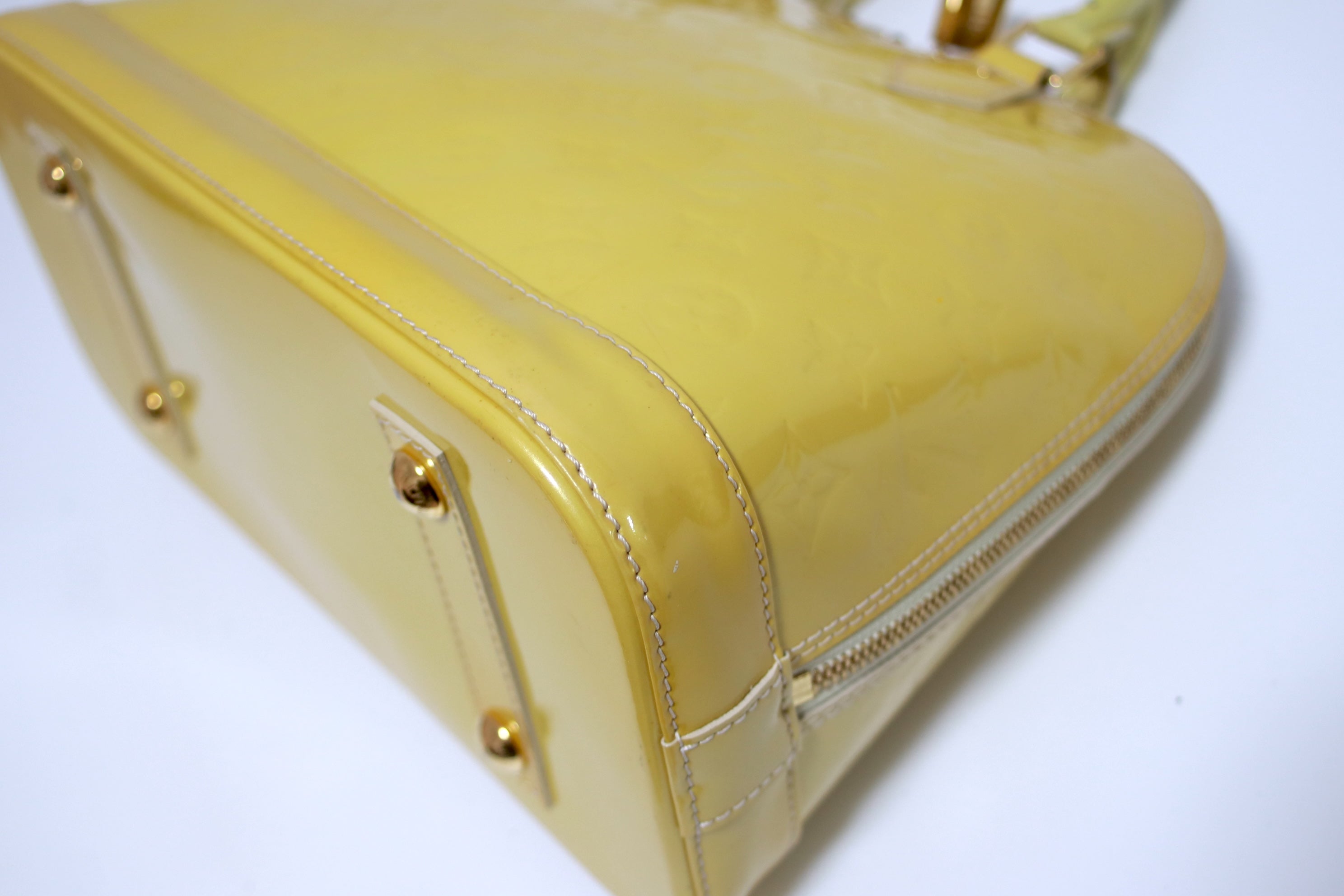 Louis Vuitton Alma PM Vernis Yellow Handbag Used